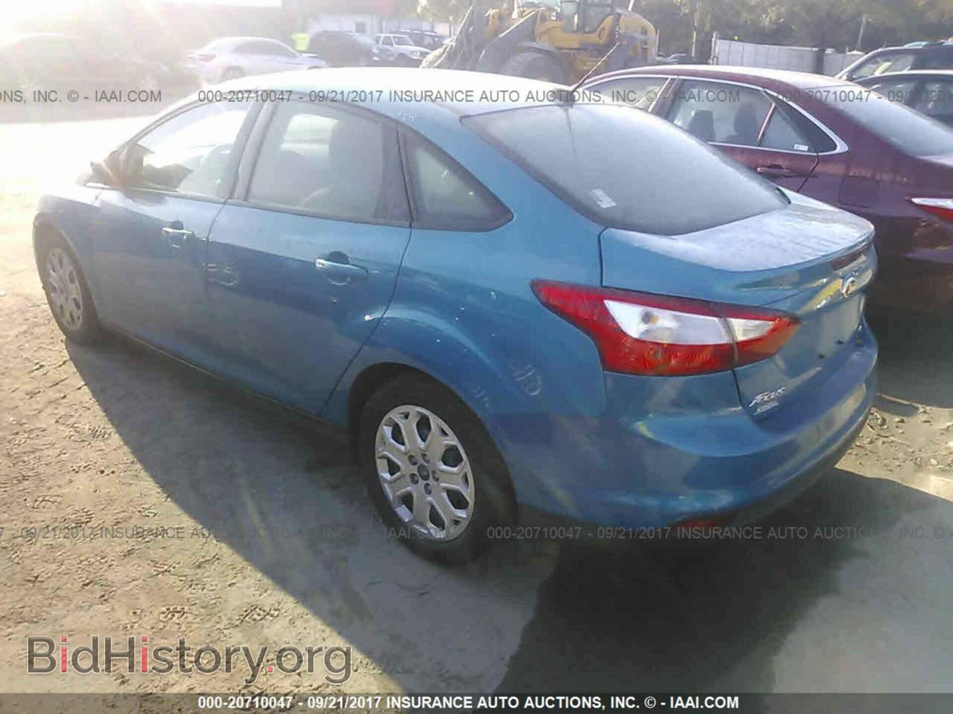 2012 Ford Focus - VIN: 1FAHP3F2XCL224927 - Photo 3