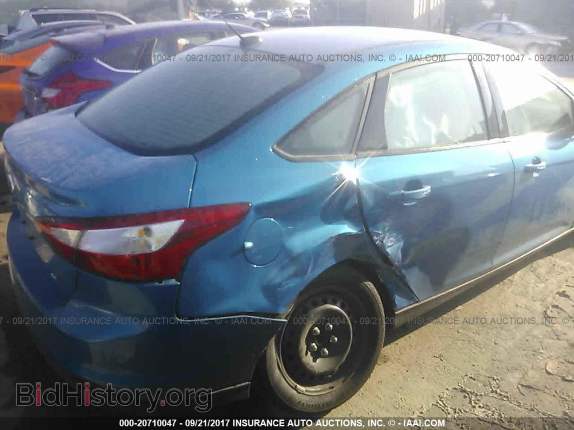 2012 Ford Focus - VIN: 1FAHP3F2XCL224927 - Photo 6