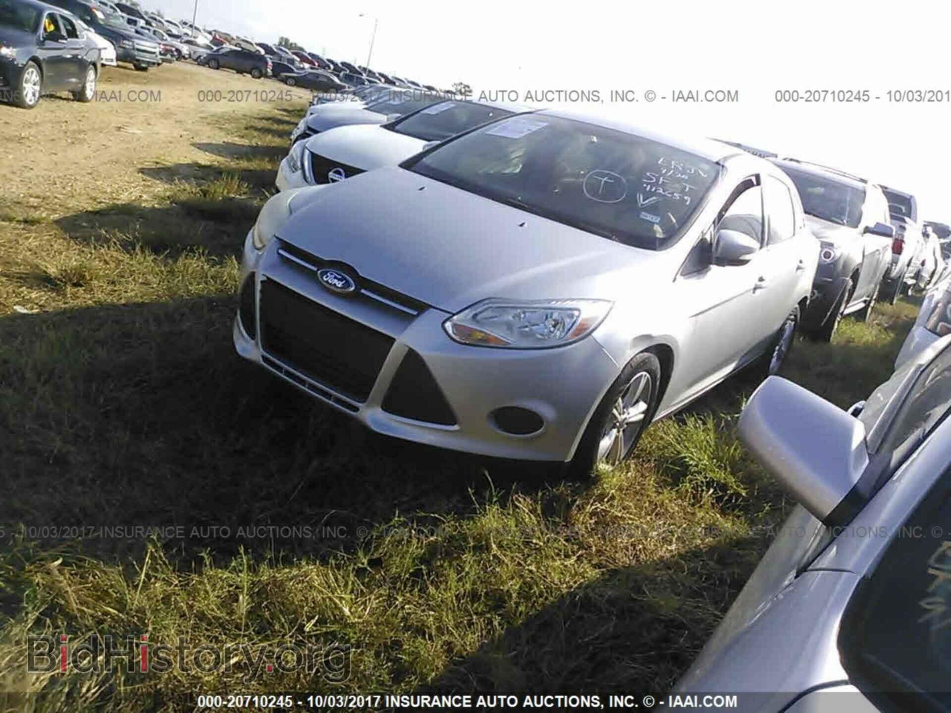 2014 Ford Focus - VIN: 1FADP3F27EL412659 - Фото 2