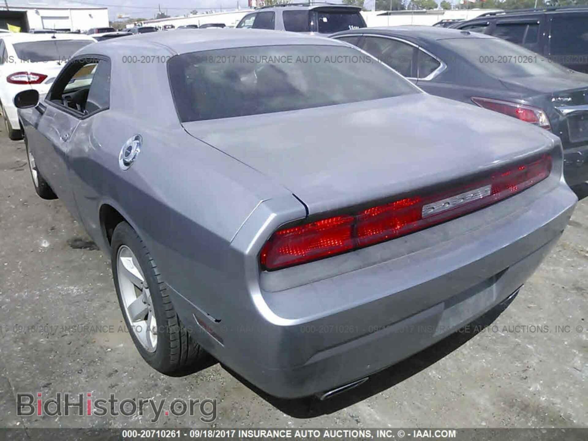 2014 Dodge Challenger - VIN: 2C3CDYAG9EH153270 - Фото 3