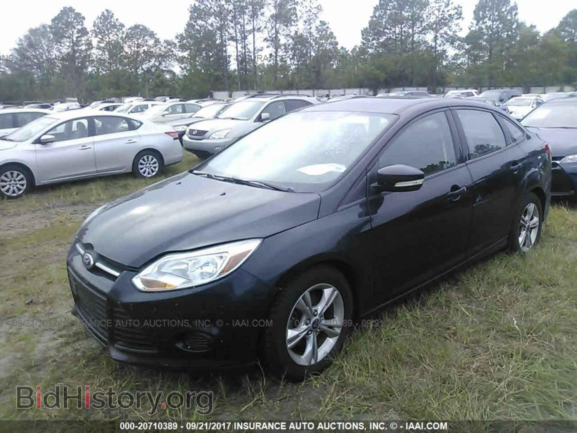 2013 Ford Focus - VIN: 1FADP3F28DL371697 - Photo 2