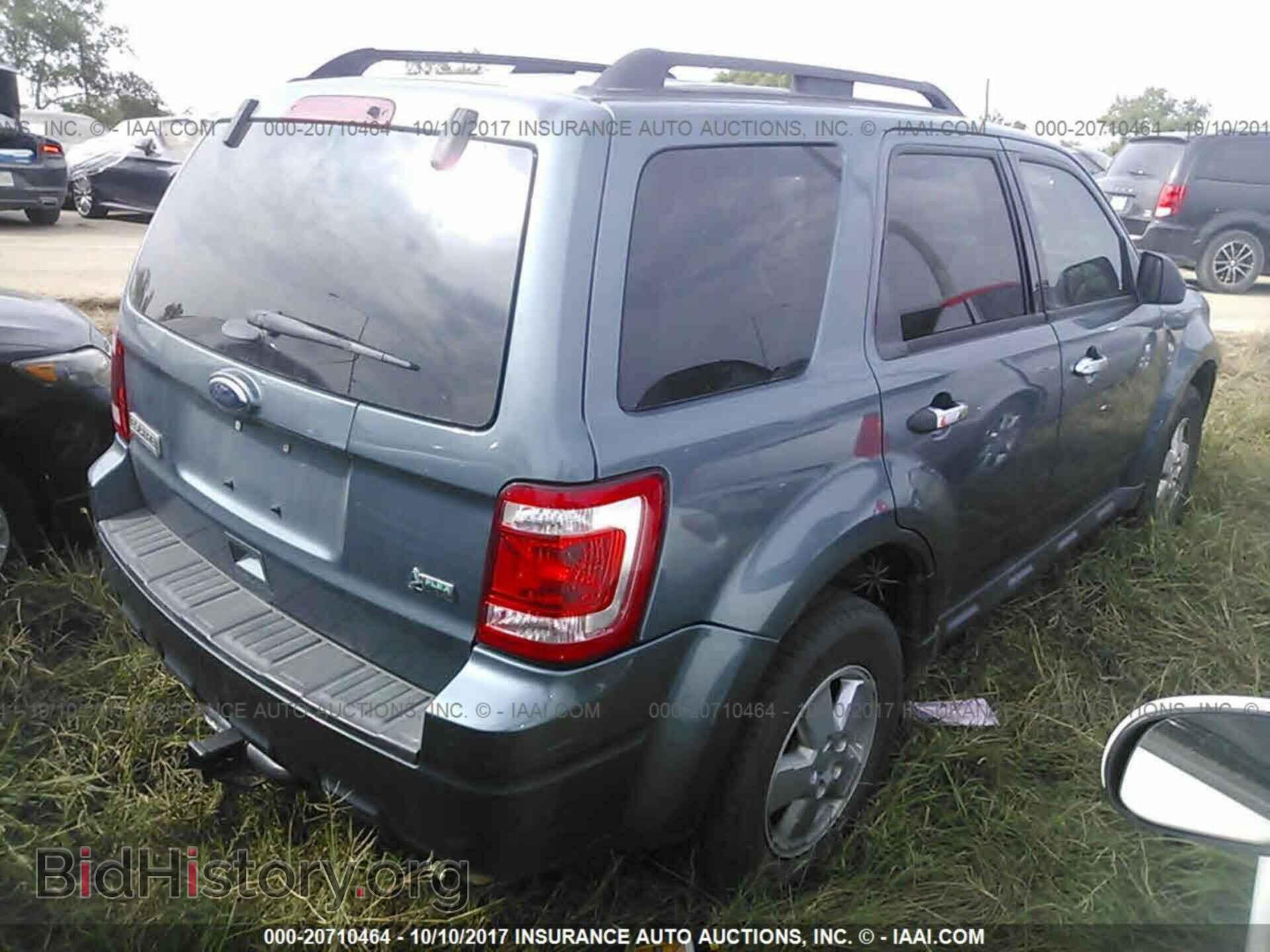 2012 Ford Escape - VIN: 1FMCU0DG2CKC81537 - Photo 4