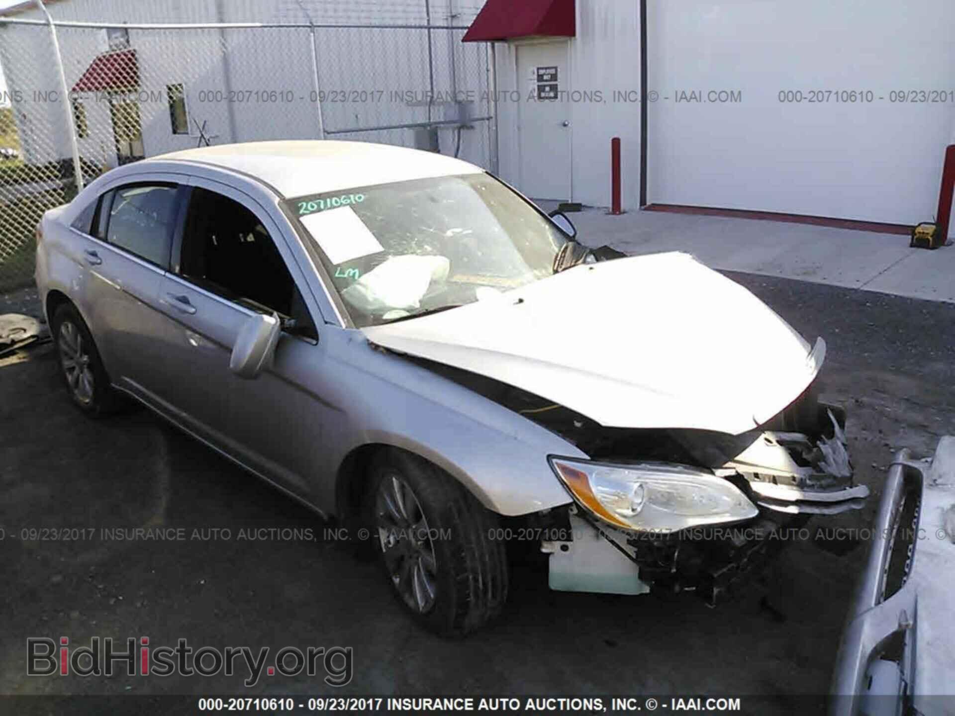 Photo 1C3CCBBGXCN164541 - Chrysler 200 2012