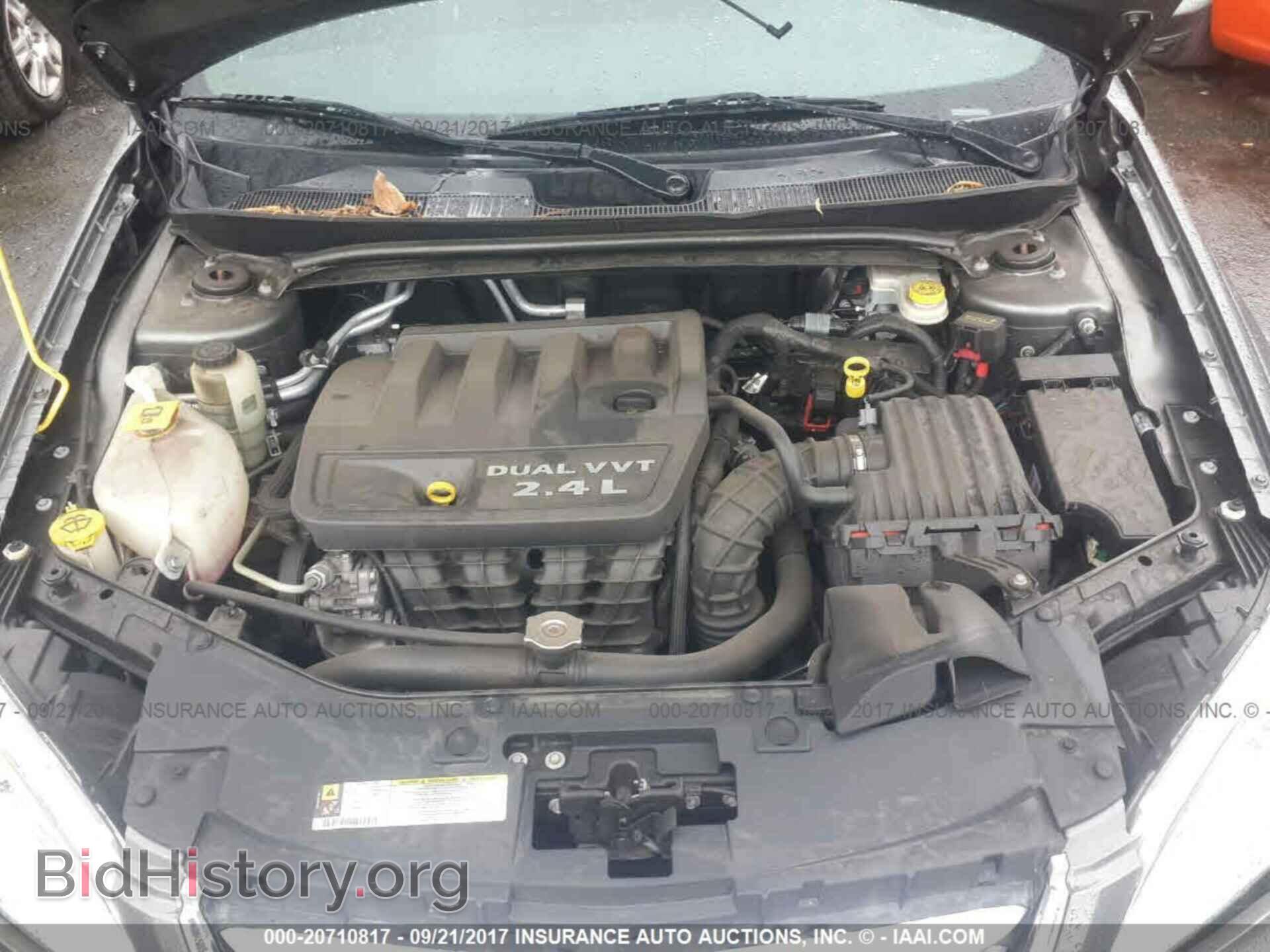 2013 Chrysler 200 - VIN: 1C3CCBABXDN606340 - Фото 10