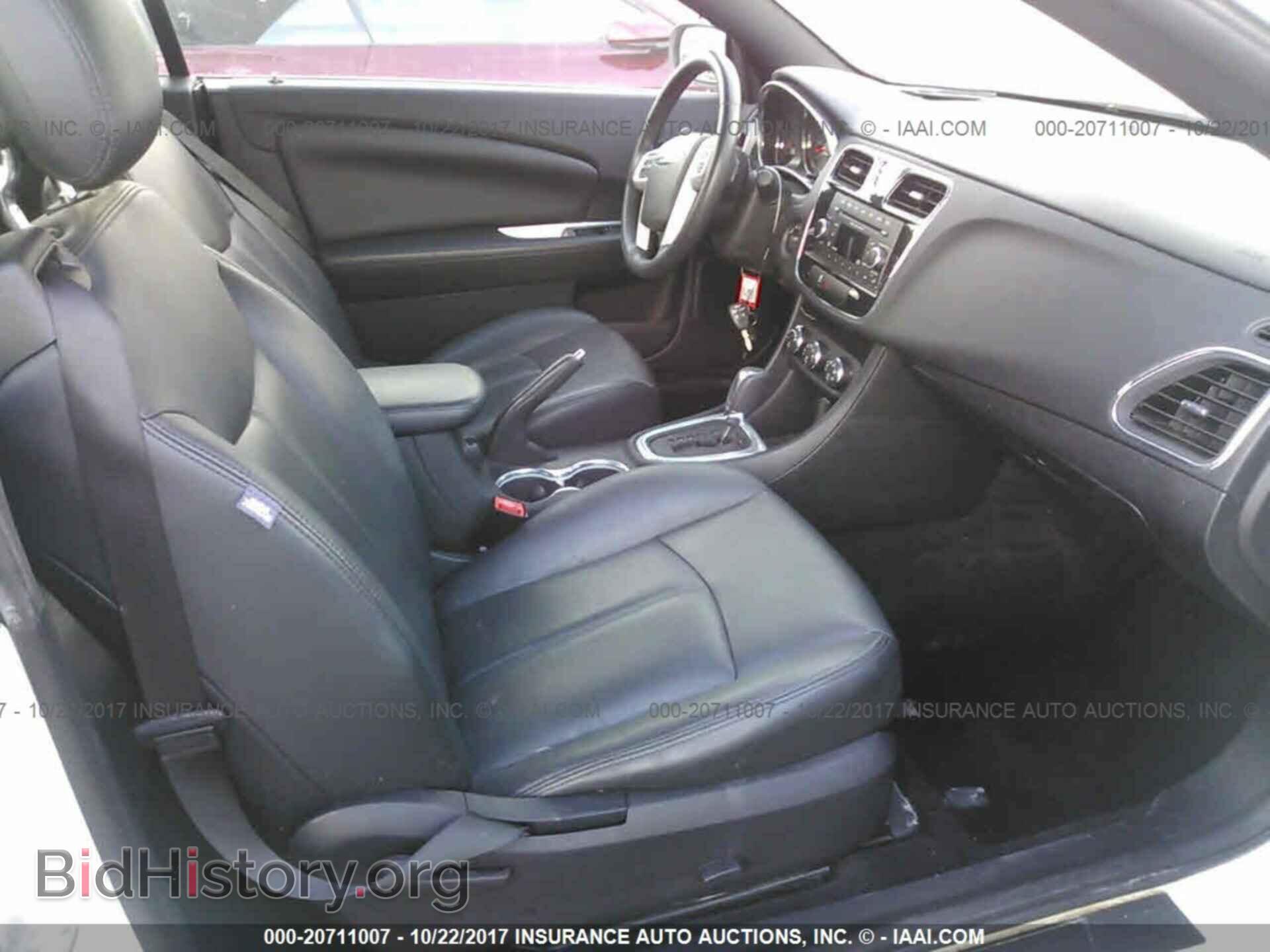 2013 Chrysler 200 - VIN: 1C3BCBEB8DN571108 - Photo 5
