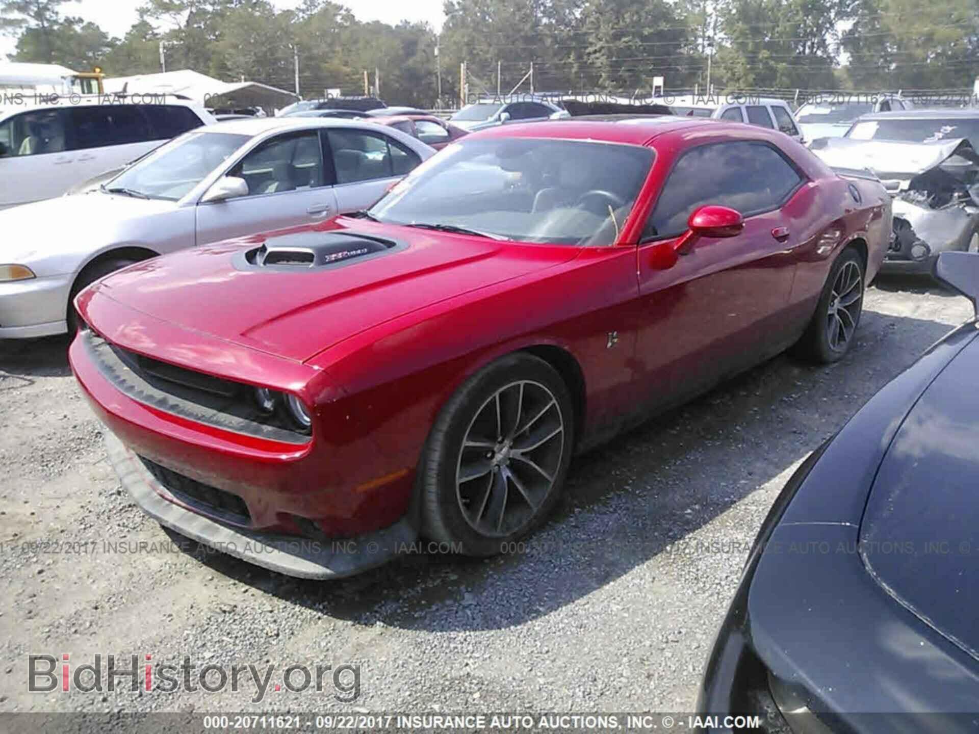 2016 Dodge Challenger - VIN: 2C3CDZFJ3GH316587 - Photo 2