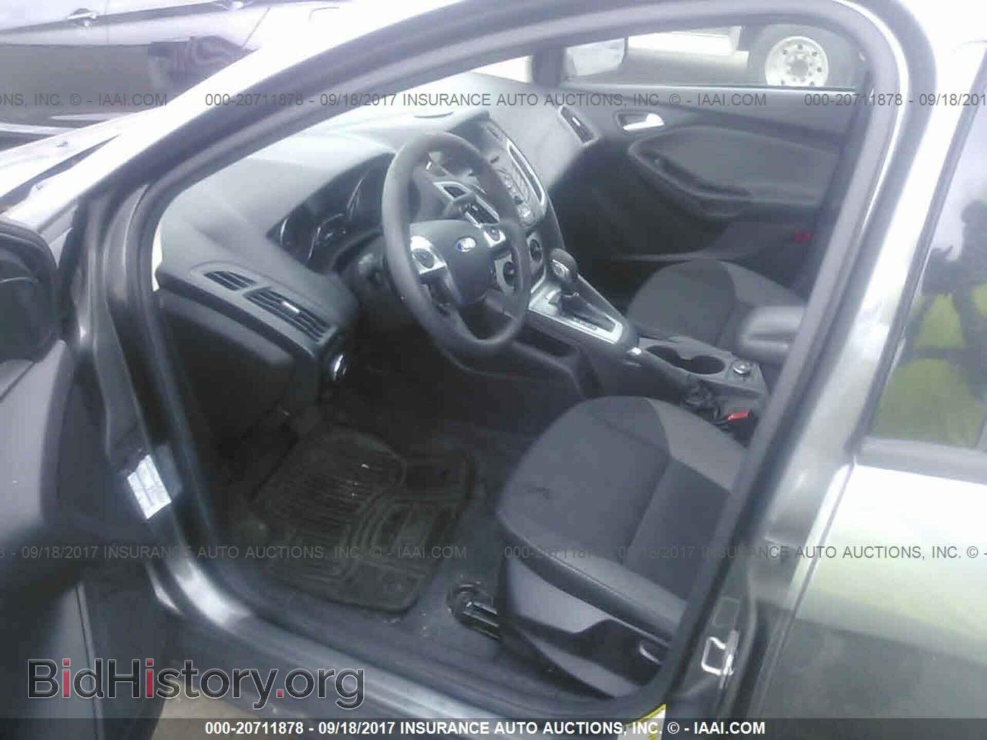 2012 Ford Focus - VIN: 1FAHP3F27CL311524 - Photo 5
