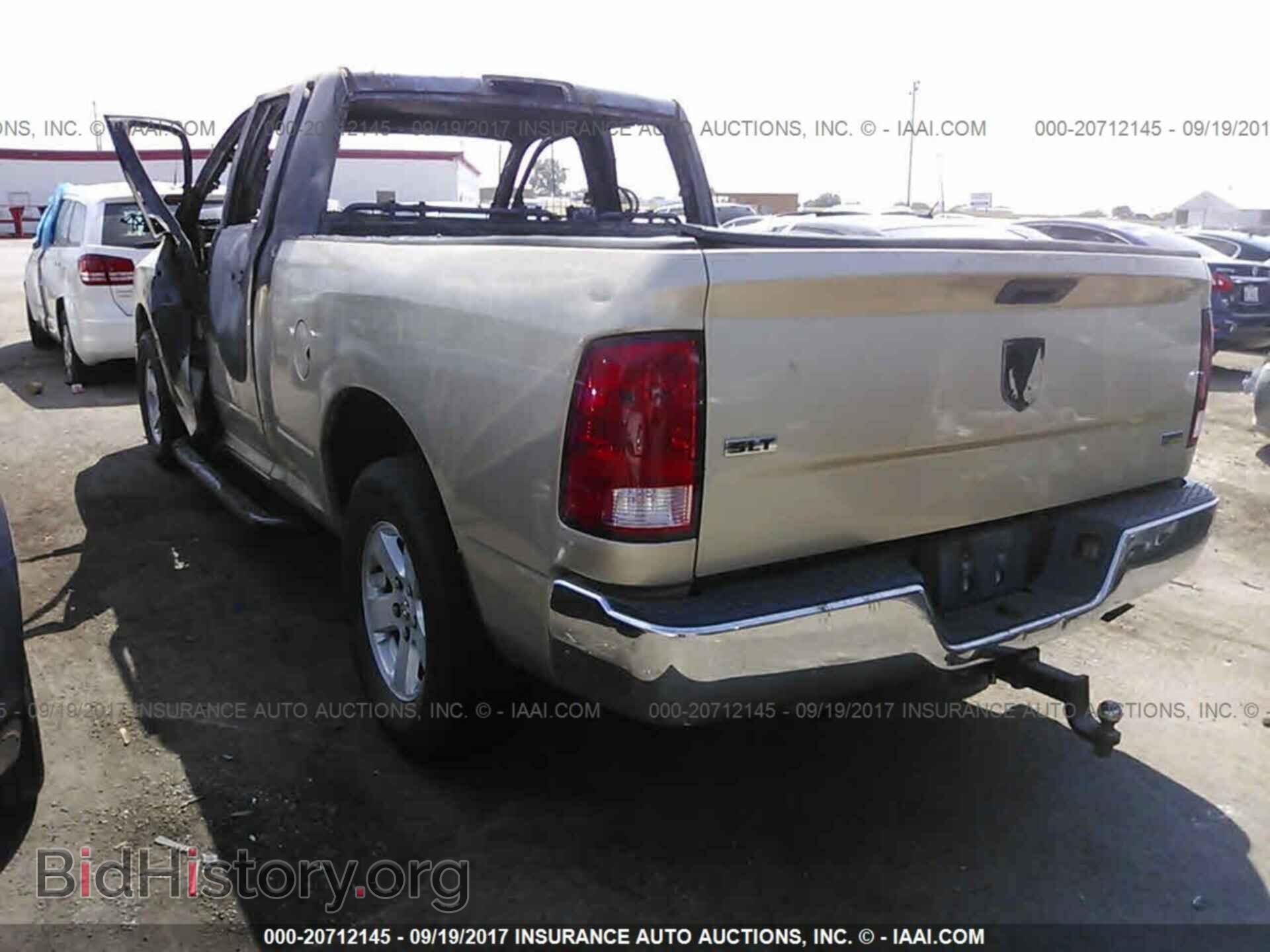 2011 Dodge Ram 1500 - VIN: 1D7RB1GP9BS615458 - Фото 3