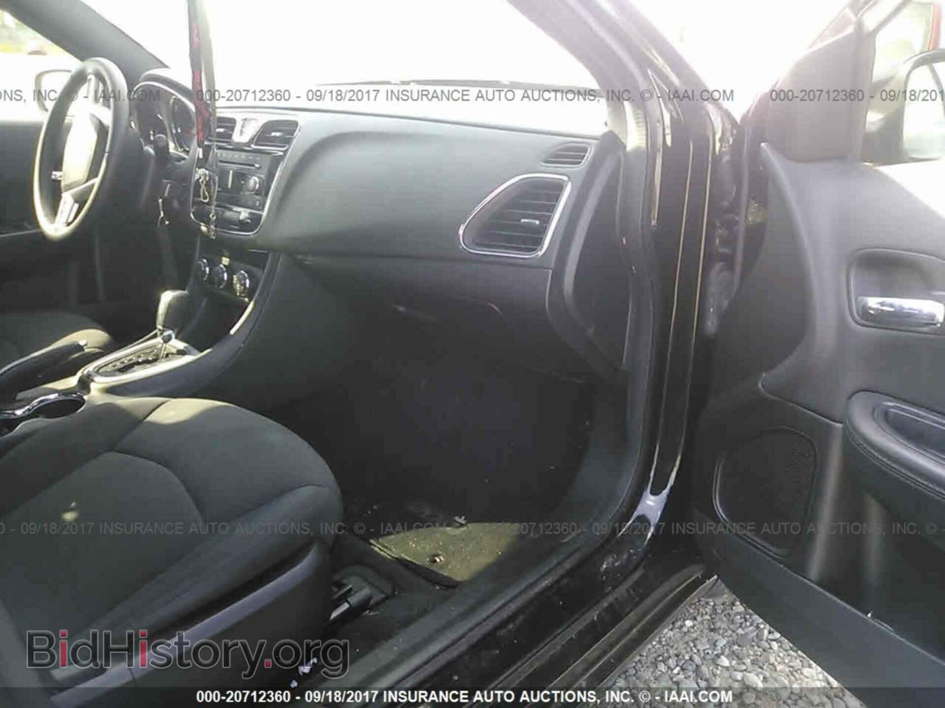 2013 Chrysler 200 - VIN: 1C3CCBBG2DN716955 - Фото 5