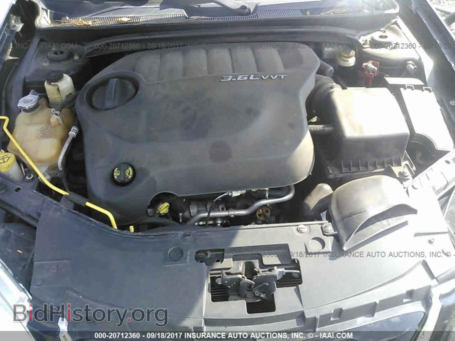 2013 Chrysler 200 - VIN: 1C3CCBBG2DN716955 - Фото 10