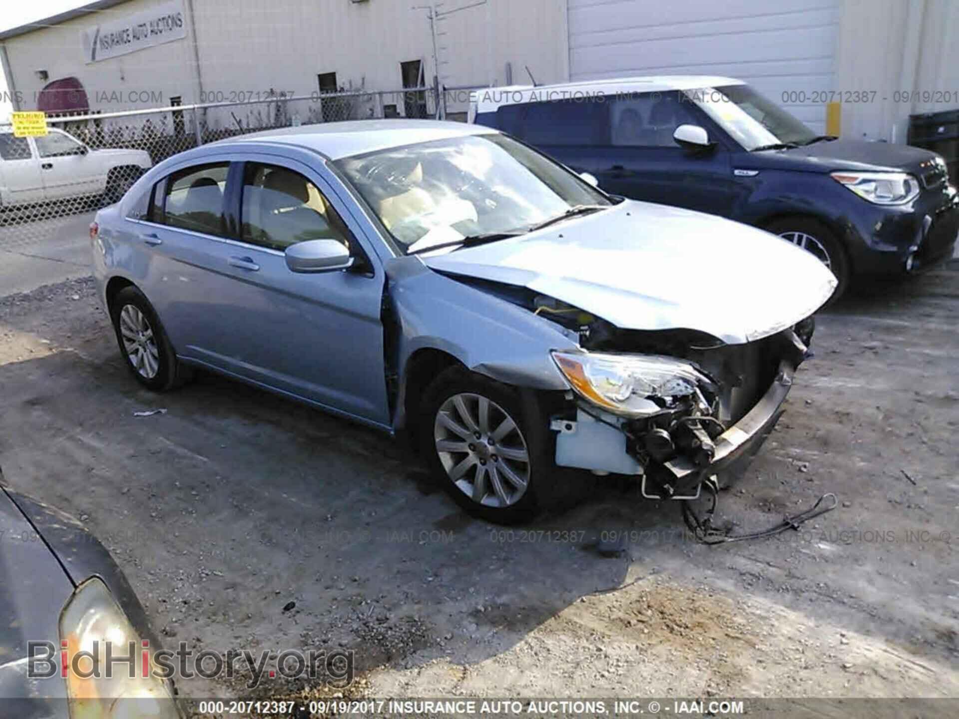 Фотография 1C3CCBBB8DN617447 - Chrysler 200 2013