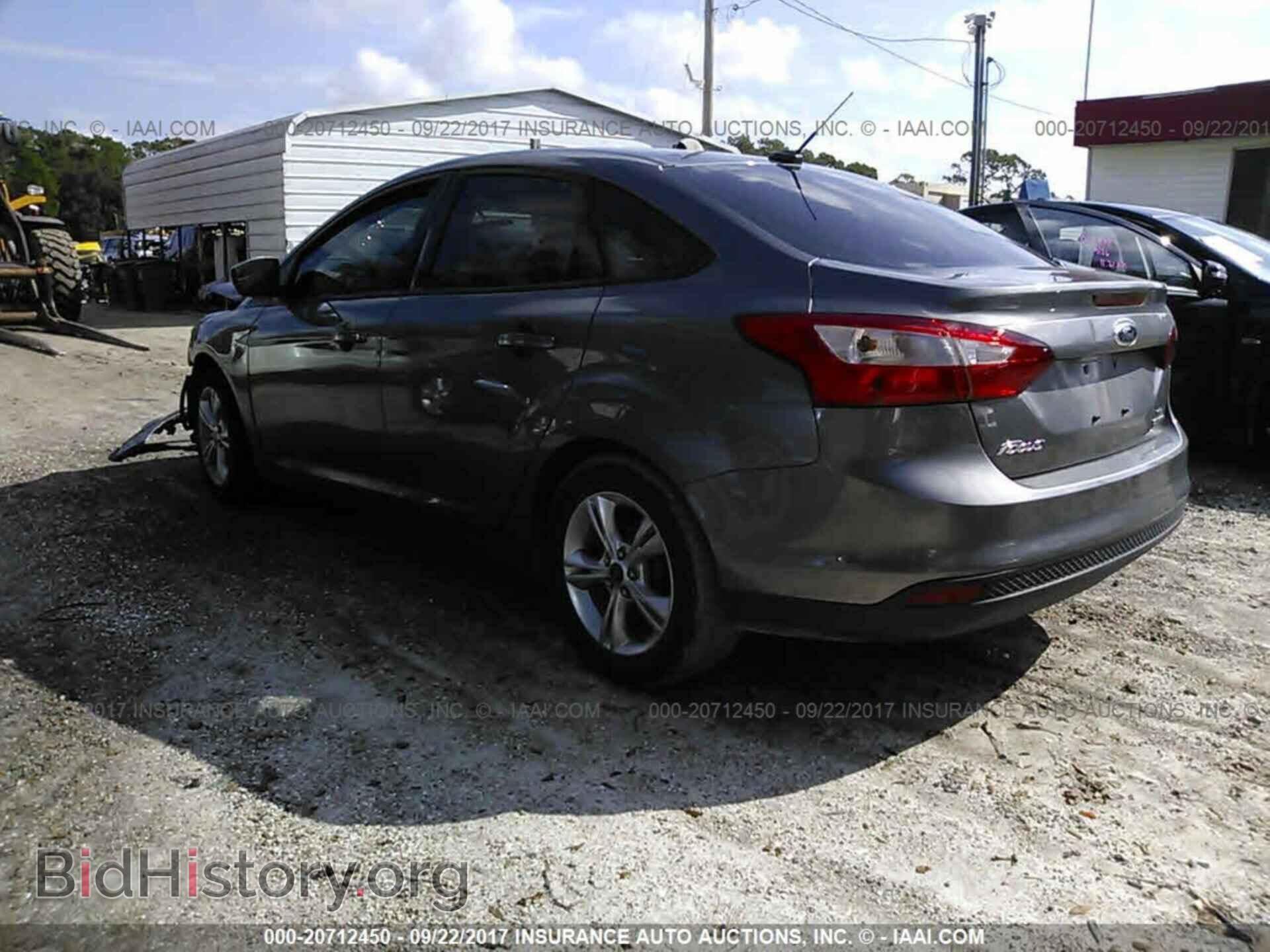 2014 Ford Focus - VIN: 1FADP3F25EL252135 - Photo 3