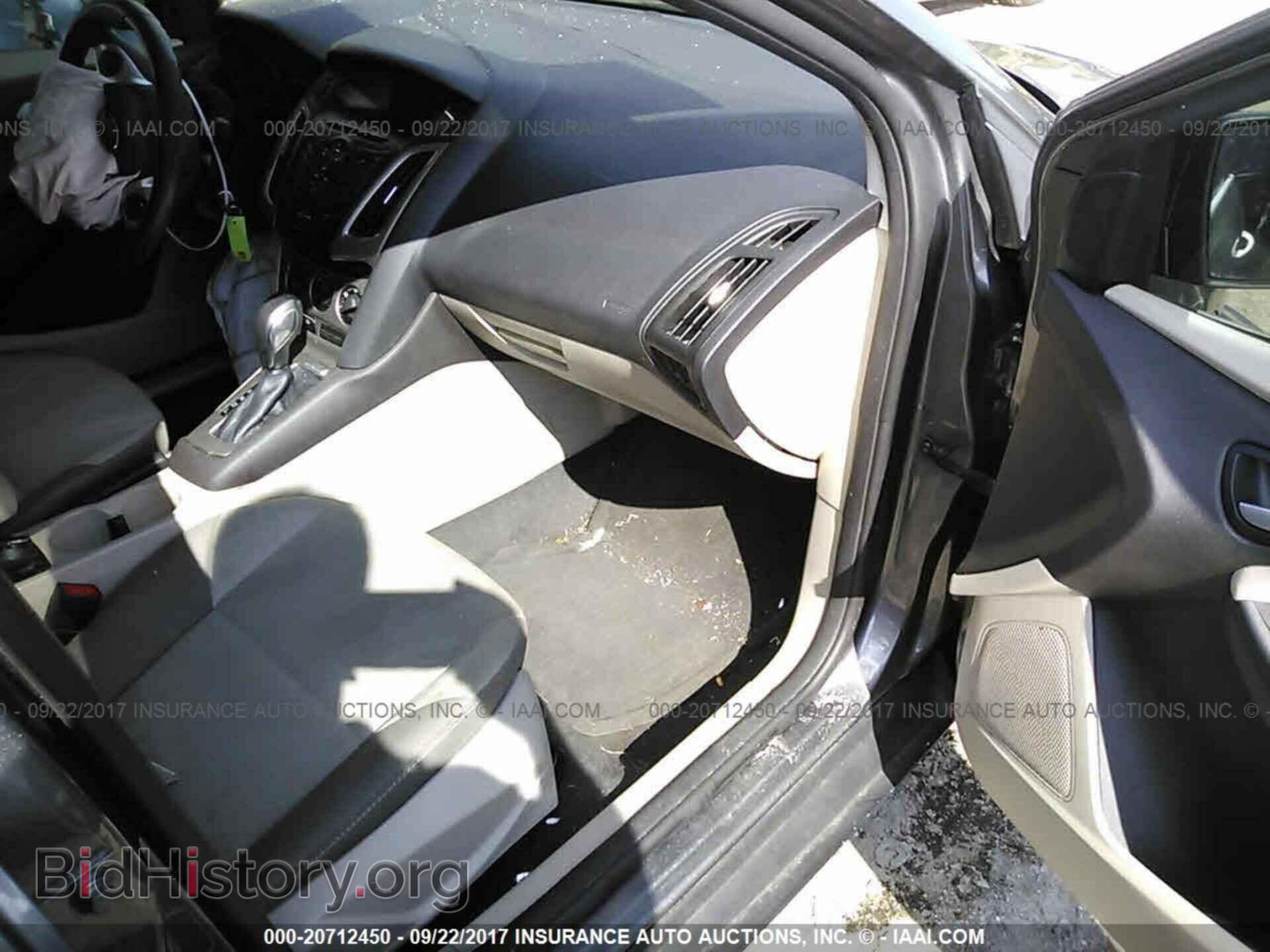 2014 Ford Focus - VIN: 1FADP3F25EL252135 - Photo 5