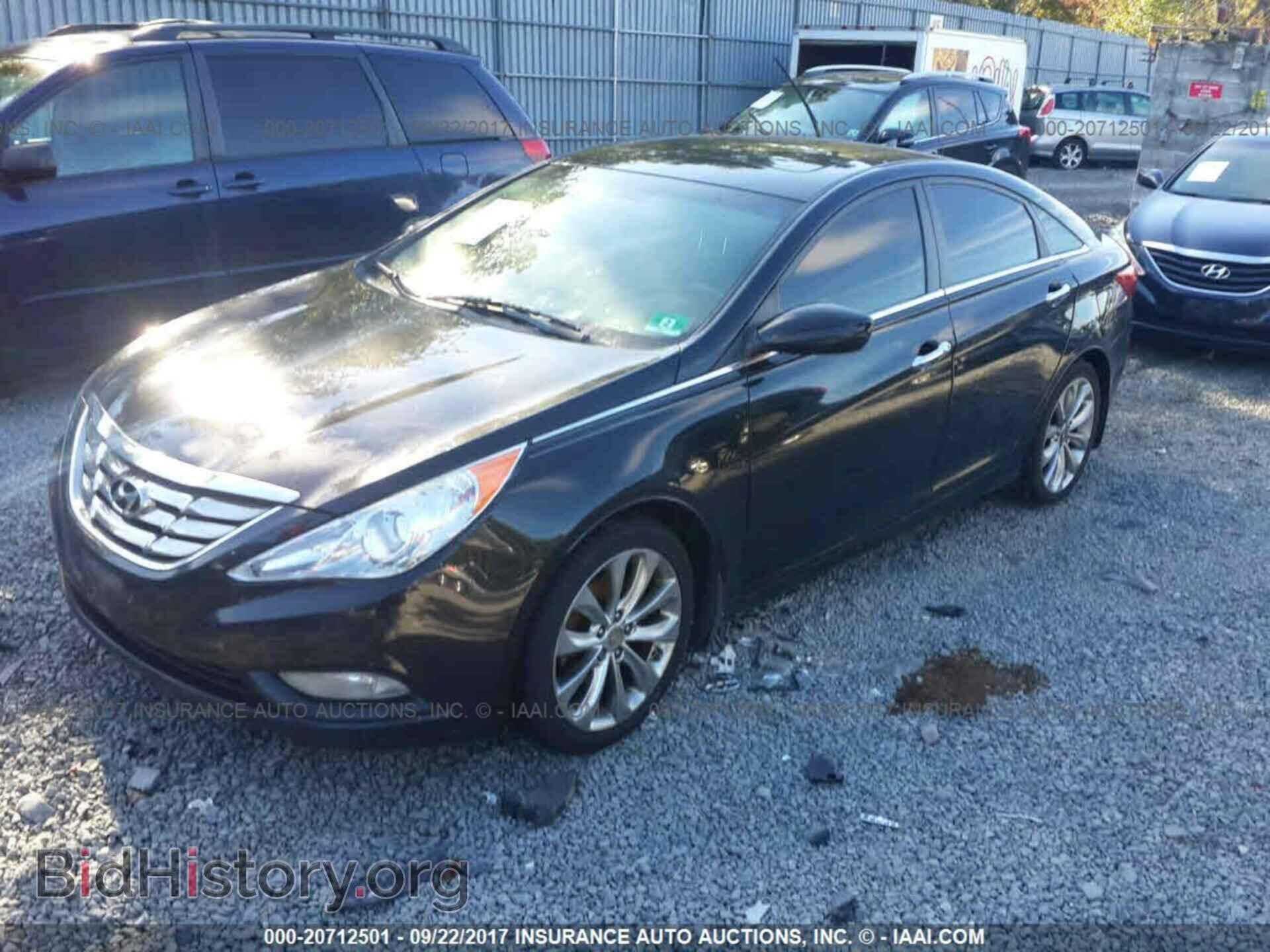 2012 Hyundai Sonata - VIN: 5NPEC4AC7CH412226 - Фото 2