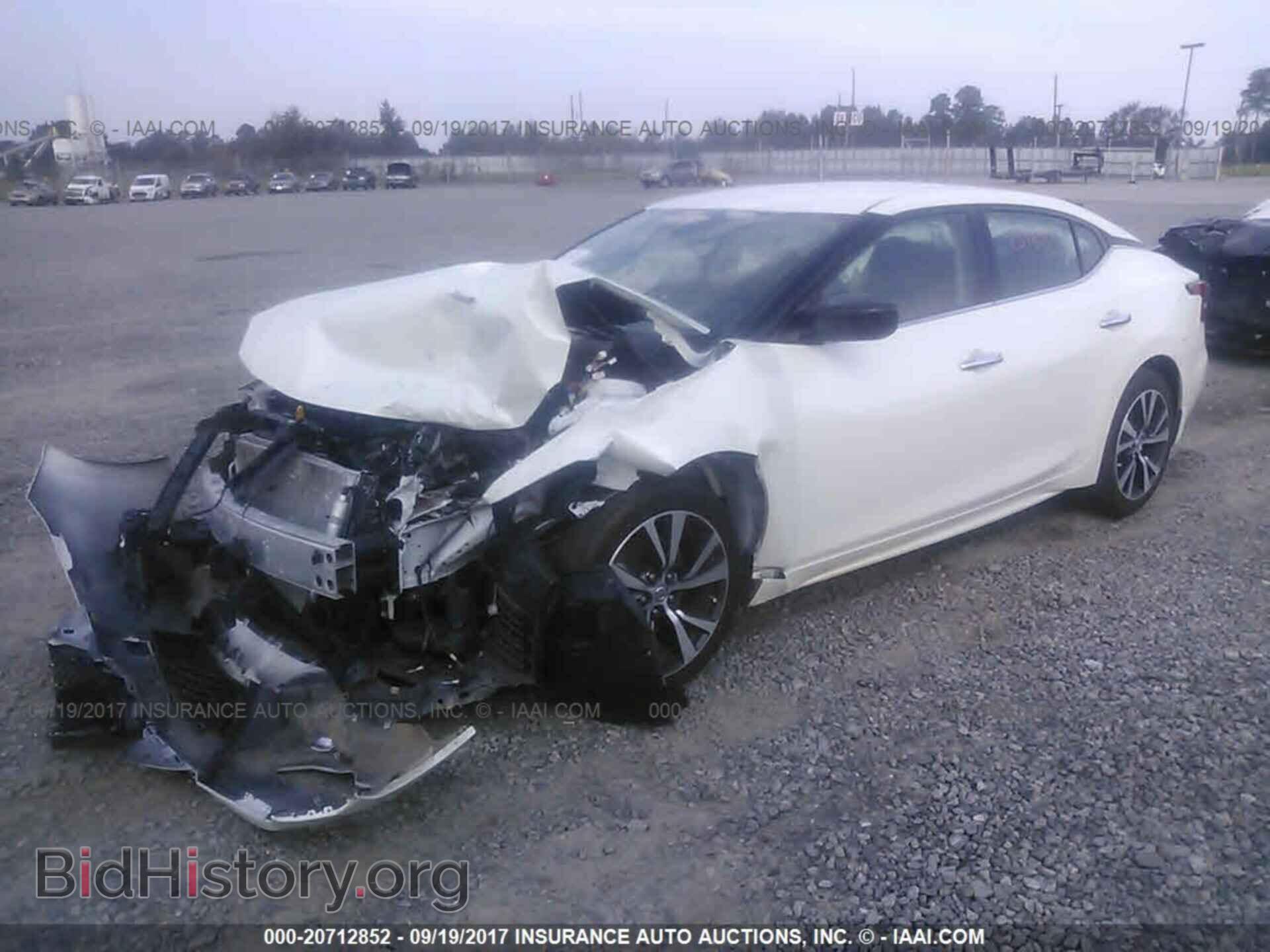 2016 Nissan Maxima - VIN: 1N4AA6AP1GC419652 - Photo 2