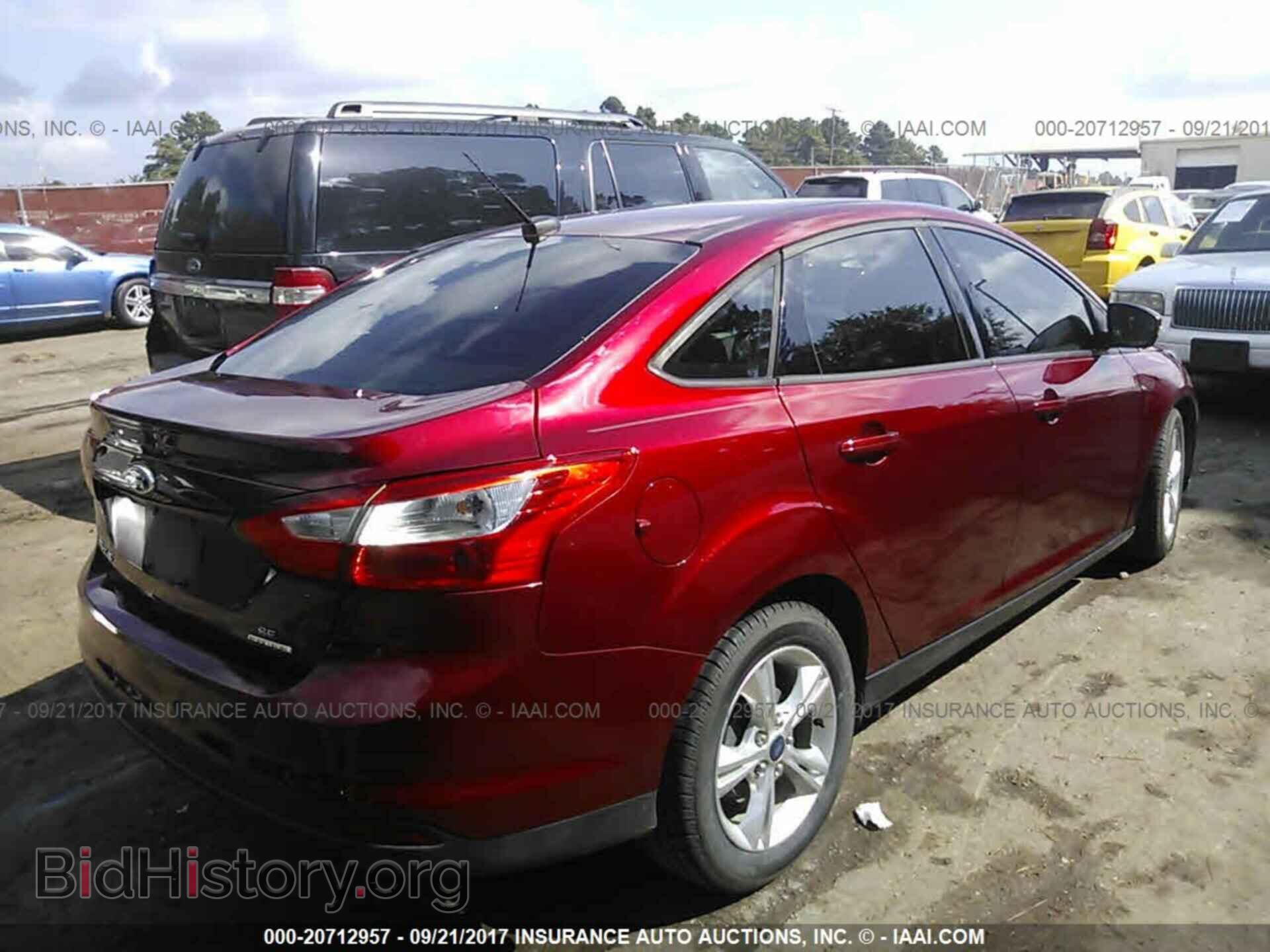2013 Ford Focus - VIN: 1FADP3F27DL204375 - Фото 4