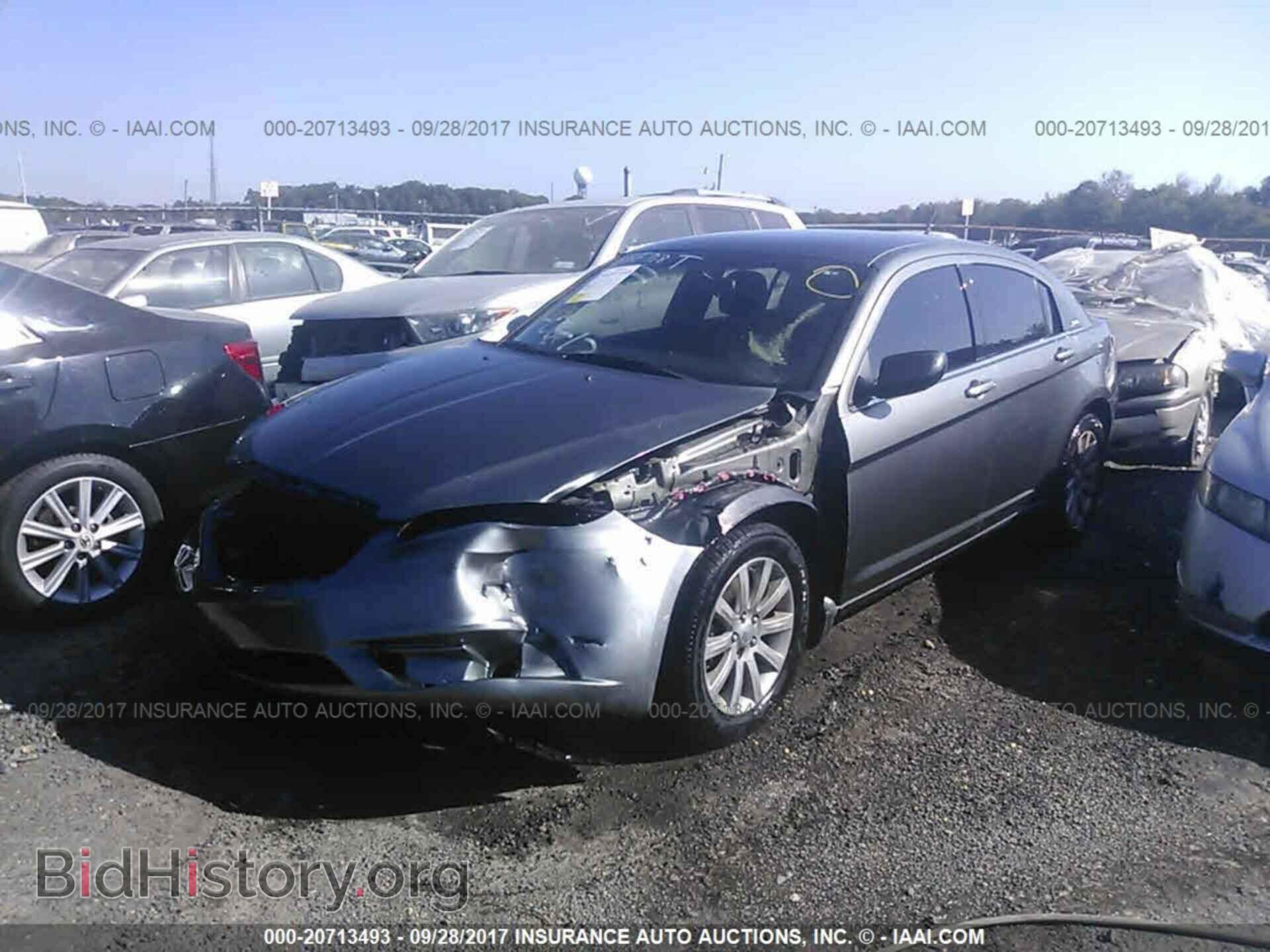 2012 Chrysler 200 - VIN: 1C3CCBBB3CN149187 - Photo 2