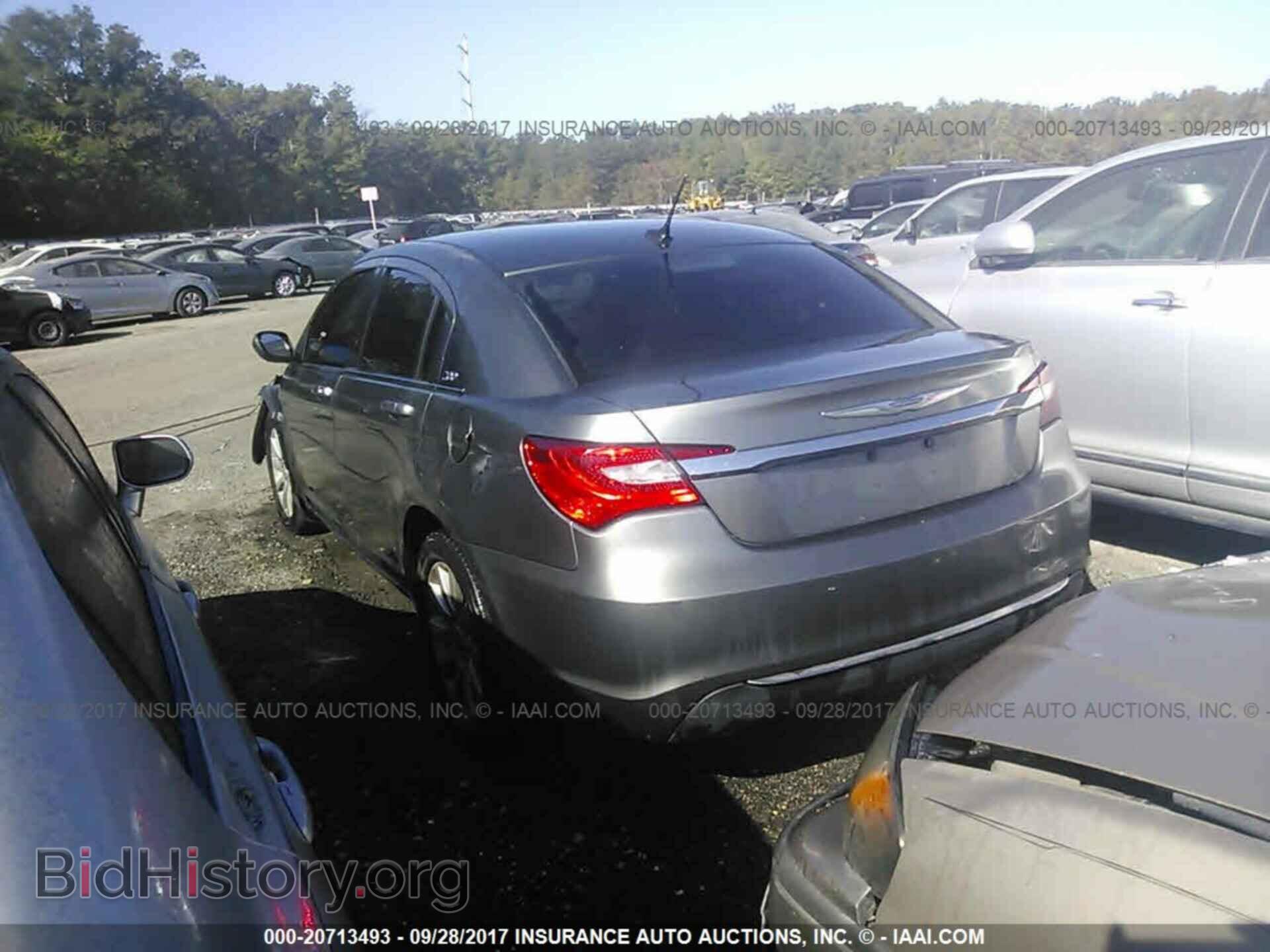 2012 Chrysler 200 - VIN: 1C3CCBBB3CN149187 - Photo 3
