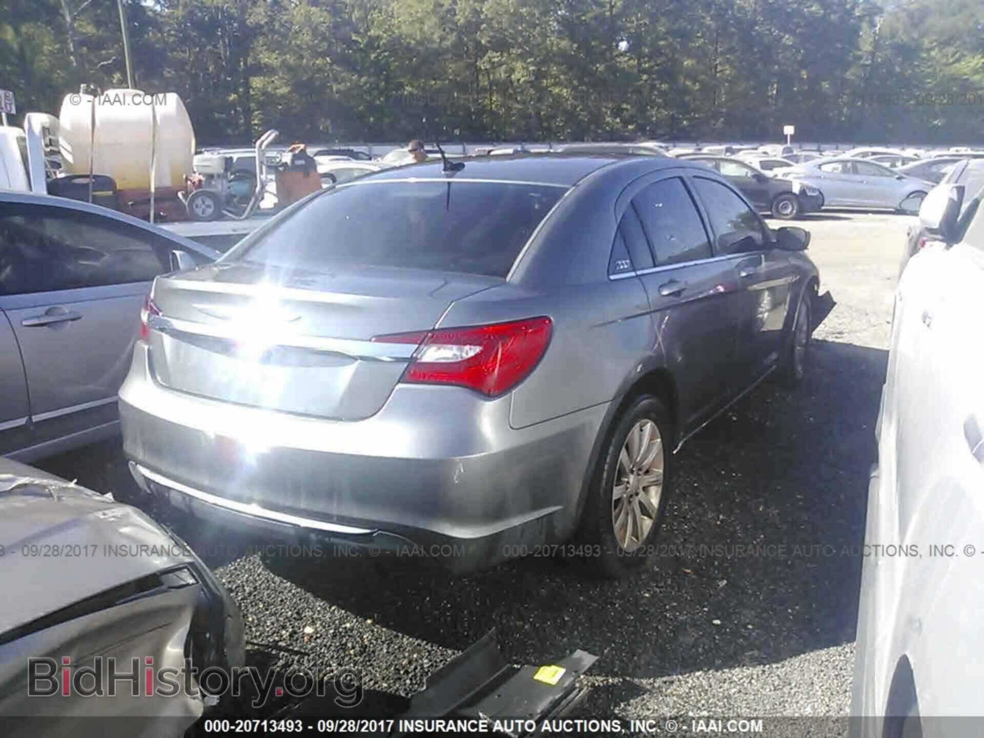 2012 Chrysler 200 - VIN: 1C3CCBBB3CN149187 - Photo 4