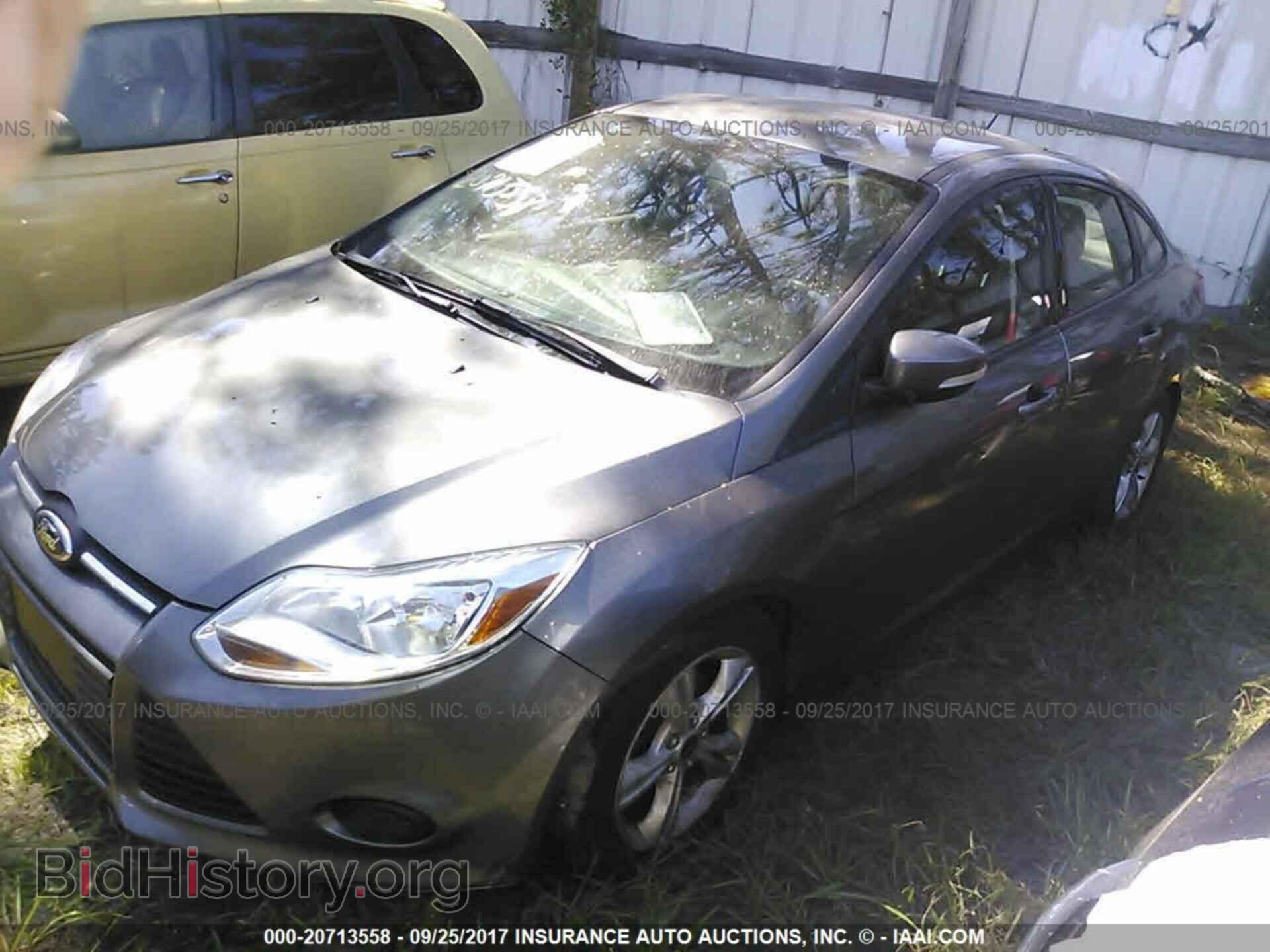 2014 Ford Focus - VIN: 1FADP3F25EL191157 - Photo 2