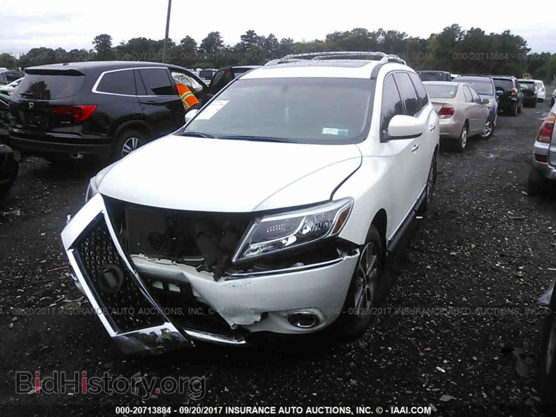 2014 Nissan Pathfinder - VIN: 5N1AR2MM7EC723753 - Фото 2