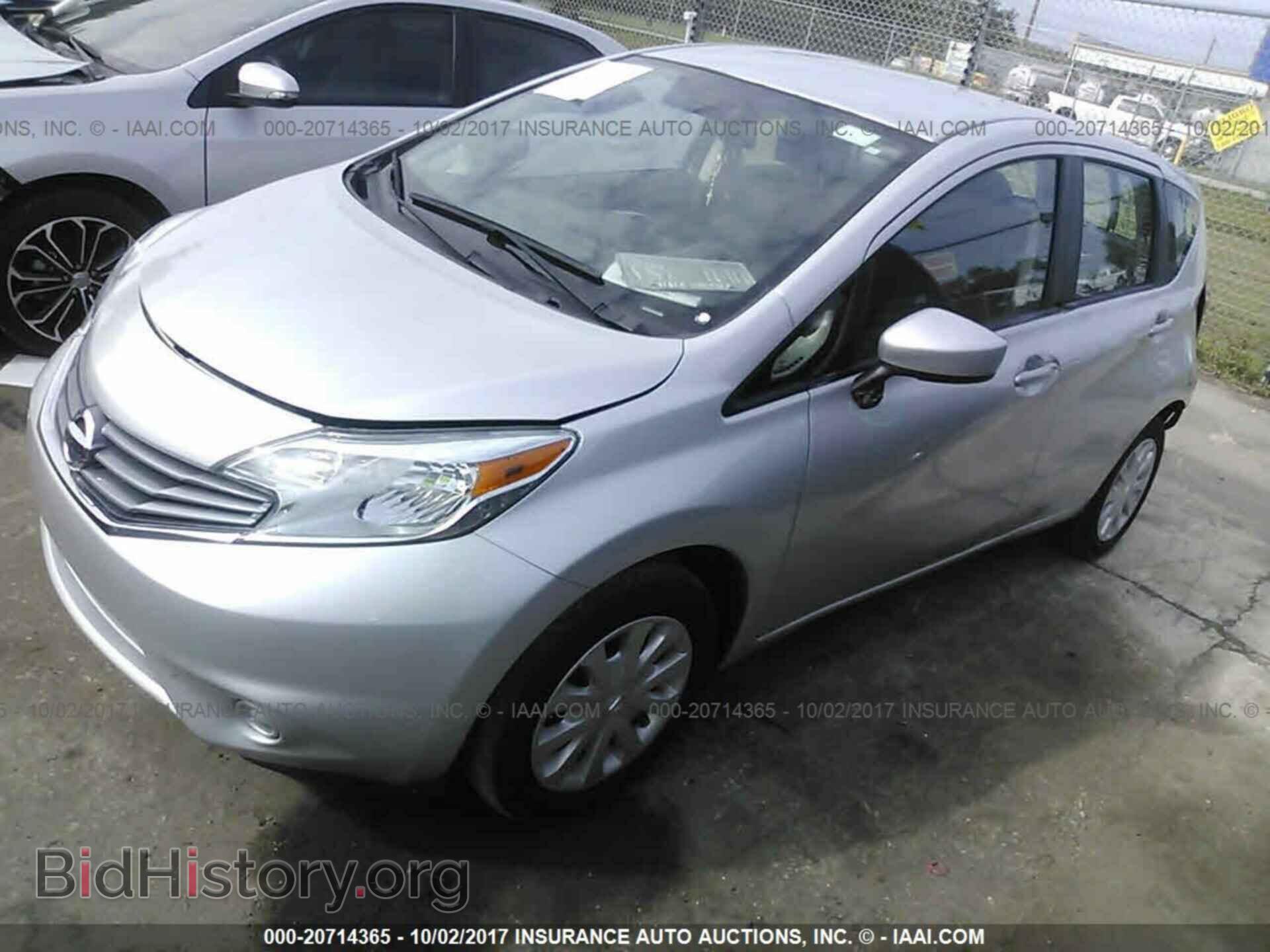 2016 Nissan Versa note - VIN: 3N1CE2CP0GL359626 - Фото 2