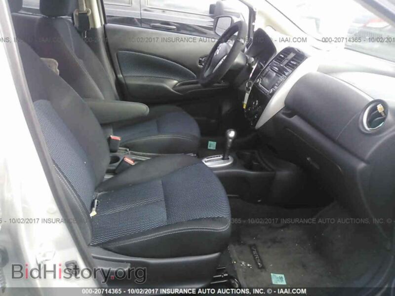 2016 Nissan VERSA NOTE (VIN 3N1CE2CP0GL359626) — фото 5 из 10