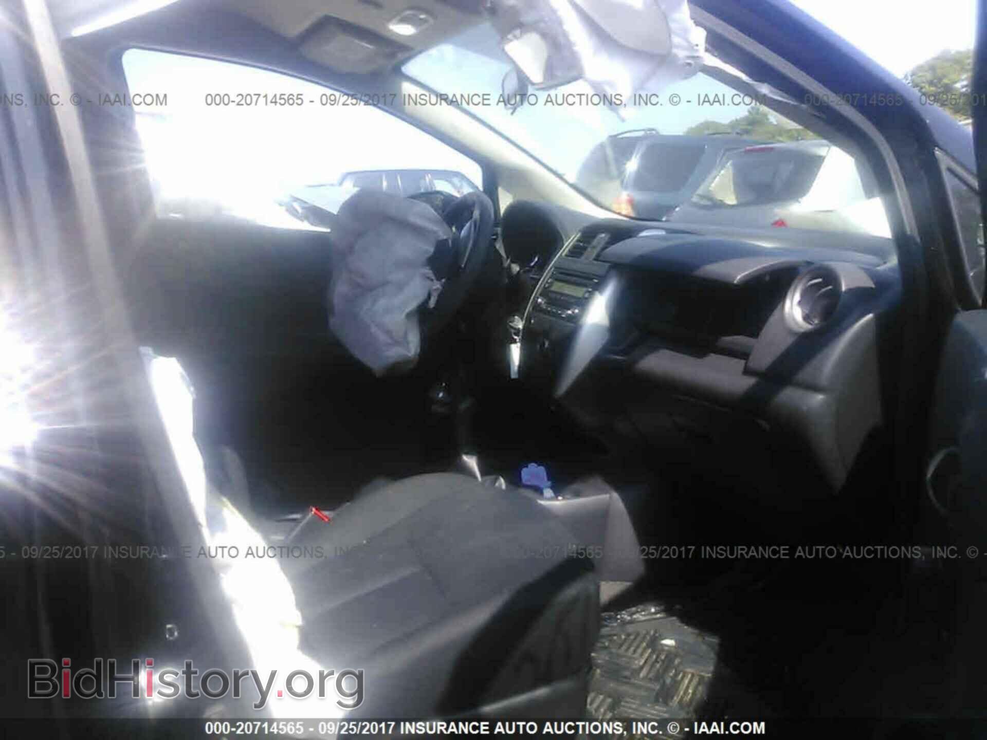 2015 Nissan Versa note - VIN: 3N1CE2CP2FL357181 - Photo 5