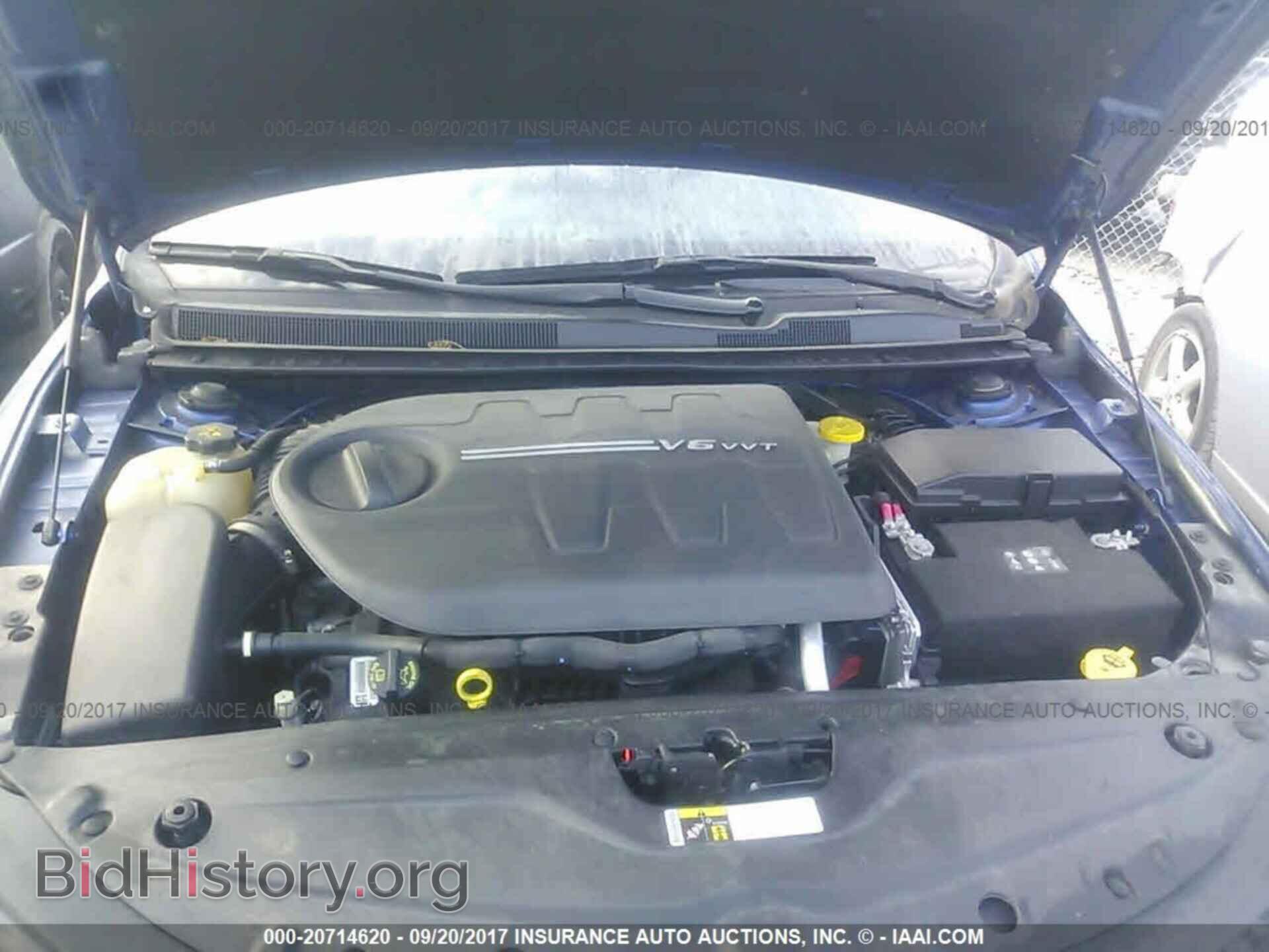 2015 Chrysler 200 - VIN: 1C3CCCBG2FN551725 - Фото 10