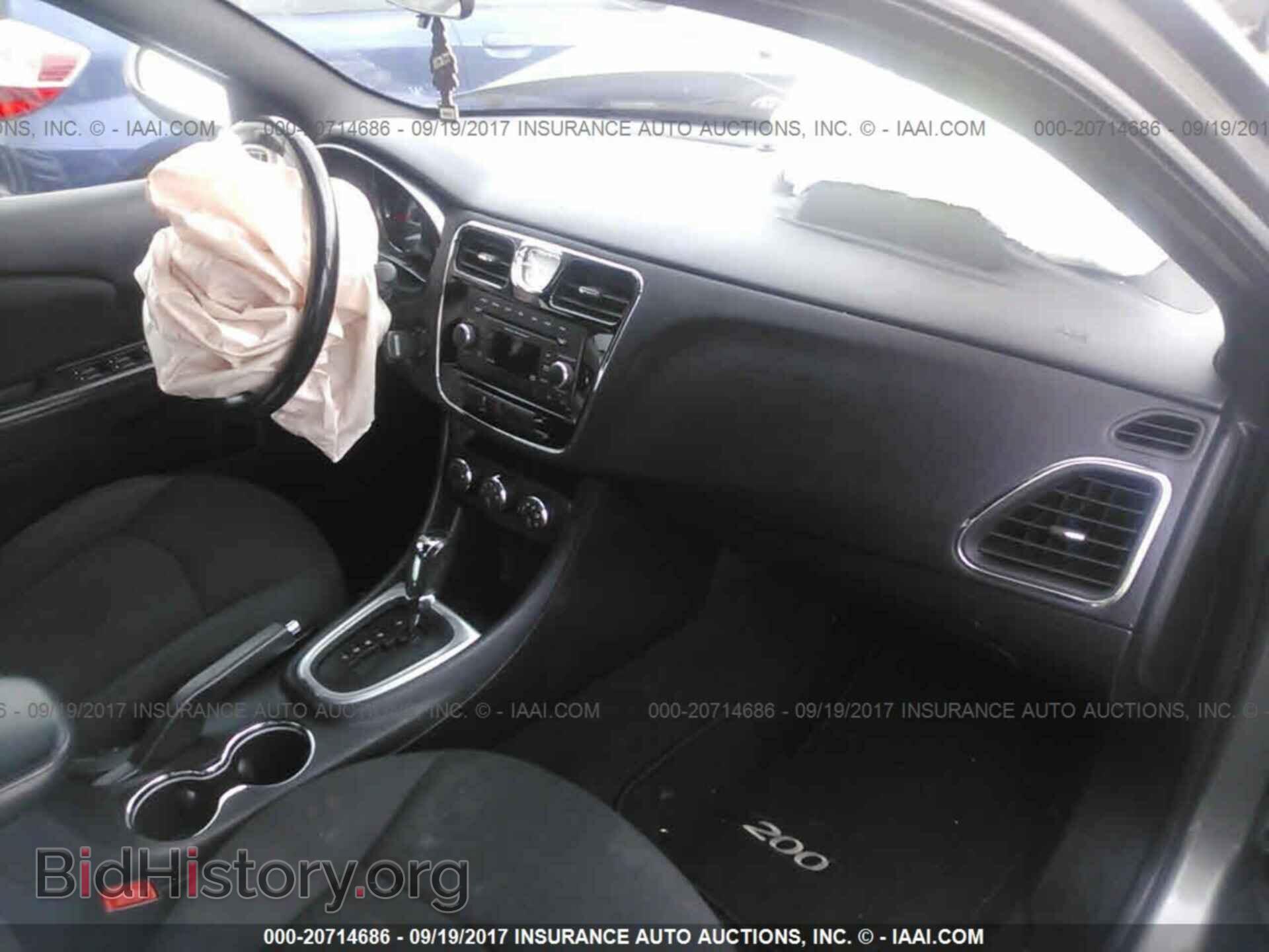 2012 Chrysler 200 - VIN: 1C3CCBBB4CN107594 - Photo 5