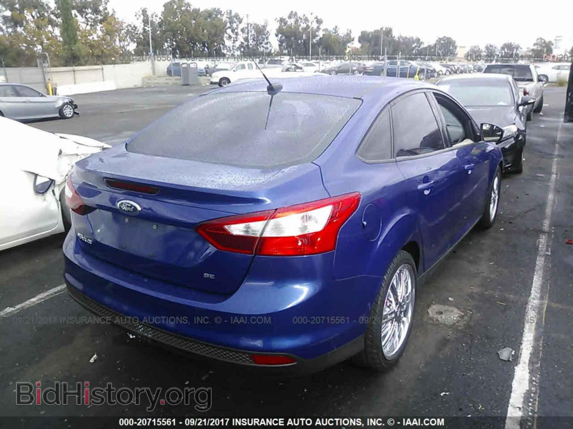 2012 Ford Focus - VIN: 1FAHP3F29CL216964 - Photo 4