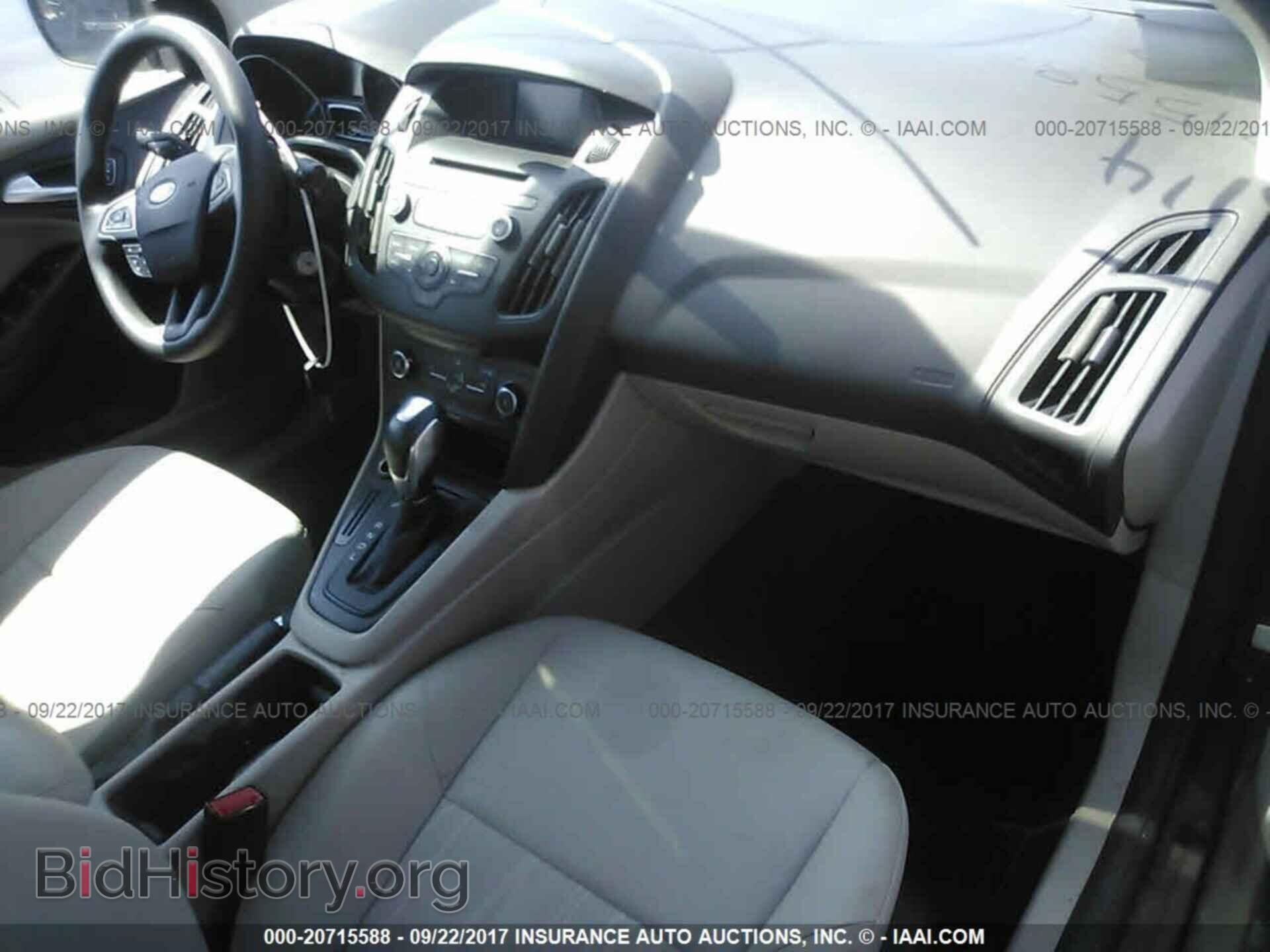 2016 Ford Focus - VIN: 1FADP3F24GL266191 - Фото 5