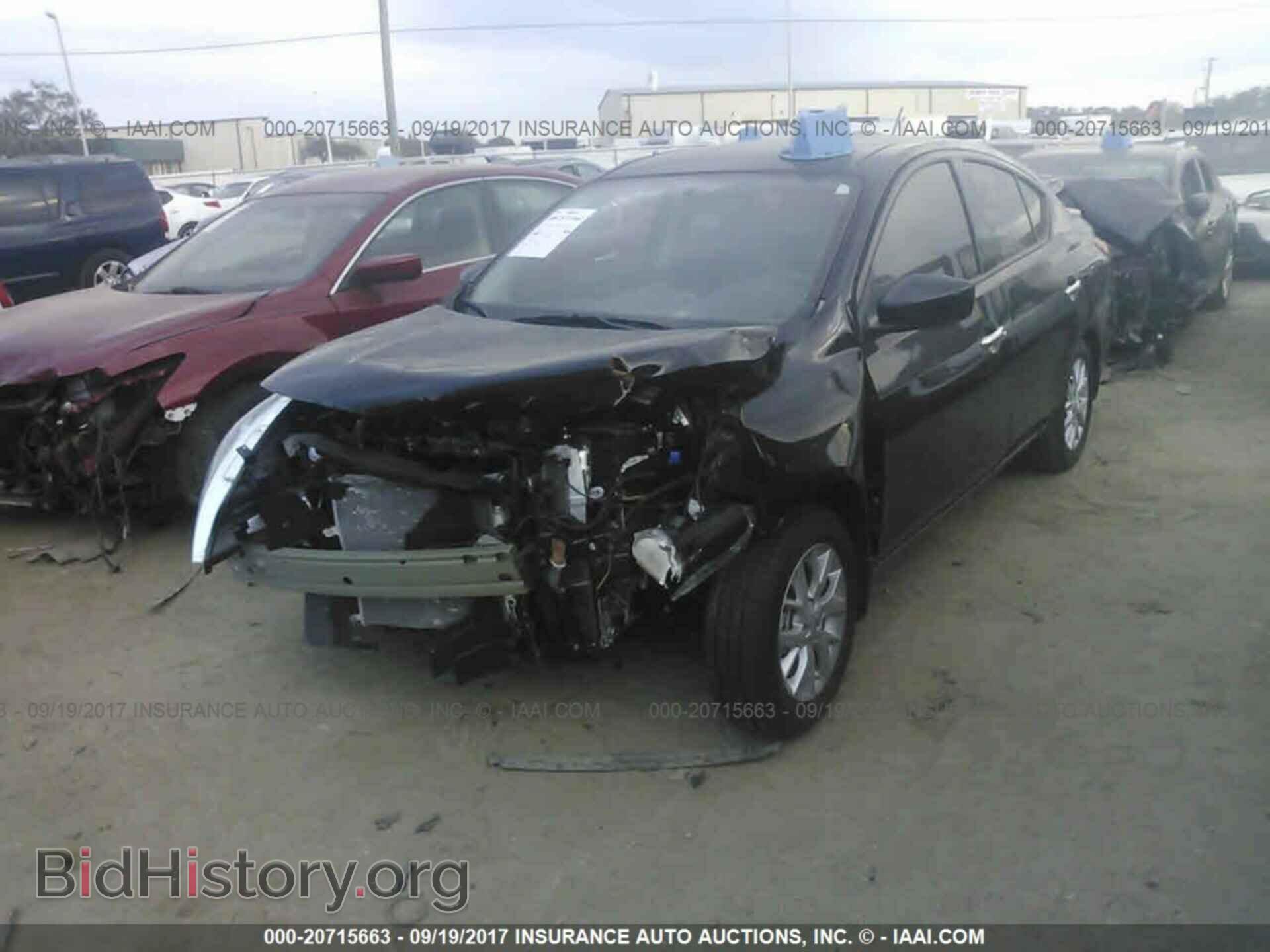 2017 Nissan Versa - VIN: 3N1CN7AP3HL858728 - Photo 2