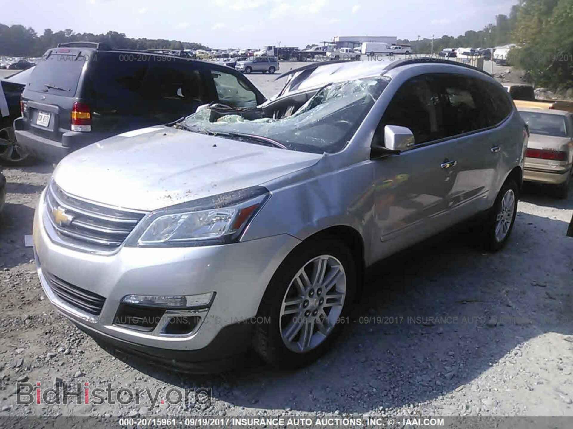 2015 Chevrolet Traverse - VIN: 1GNKRGKD7FJ367107 - Фото 2