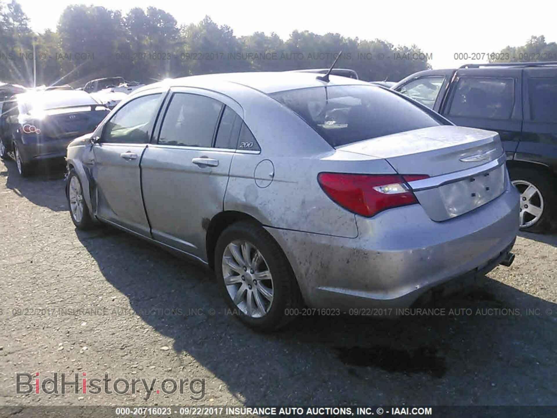 2013 Chrysler 200 - VIN: 1C3CCBBB7DN672780 - Photo 3
