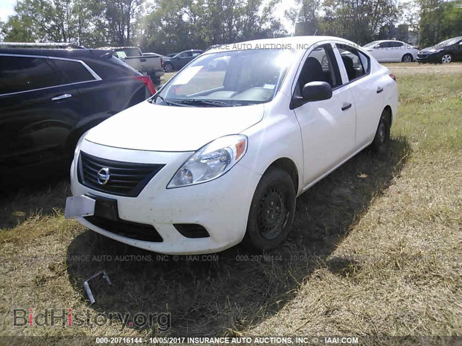 2014 Nissan Versa - VIN: 3N1CN7AP1EL842720 - Photo 2