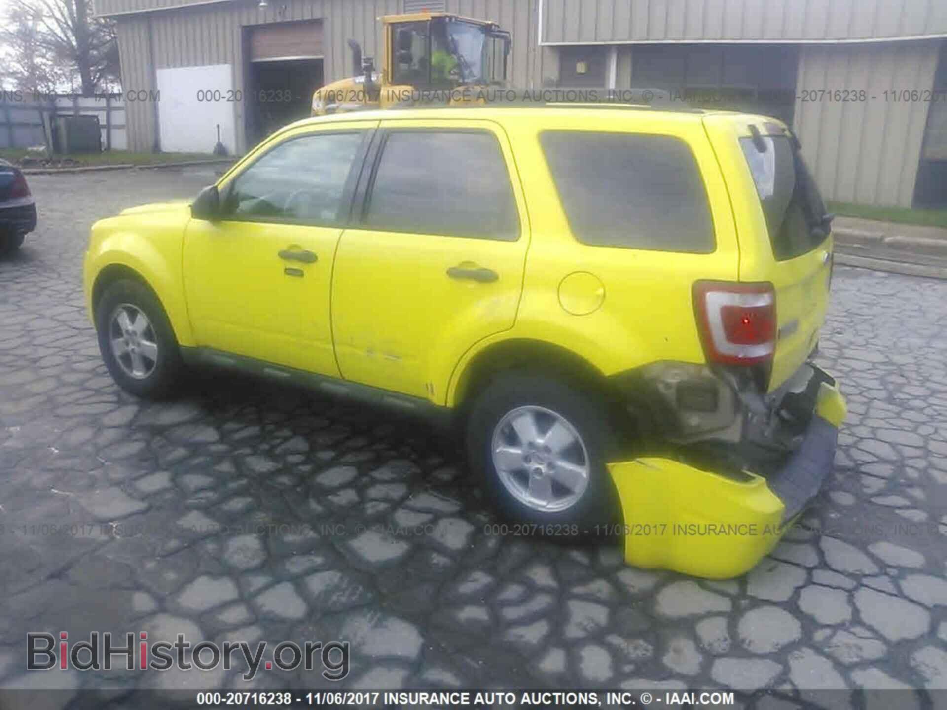 2011 Ford Escape - VIN: 1FMCU0D77BKB66687 - Фото 3