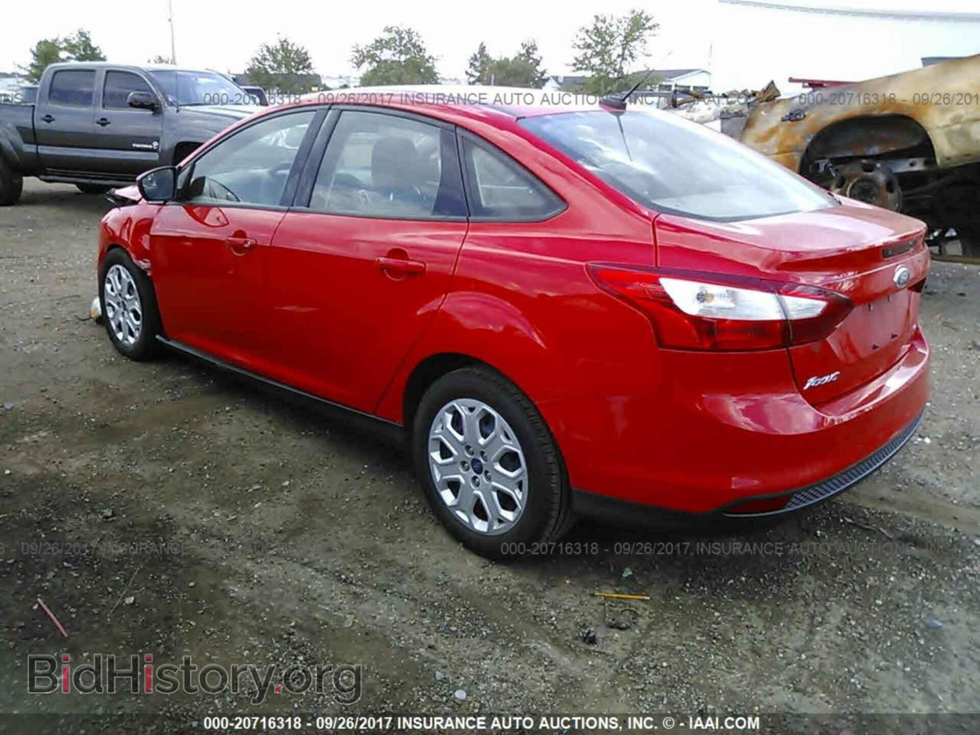 2012 Ford Focus - VIN: 1FAHP3F25CL222034 - Фото 3