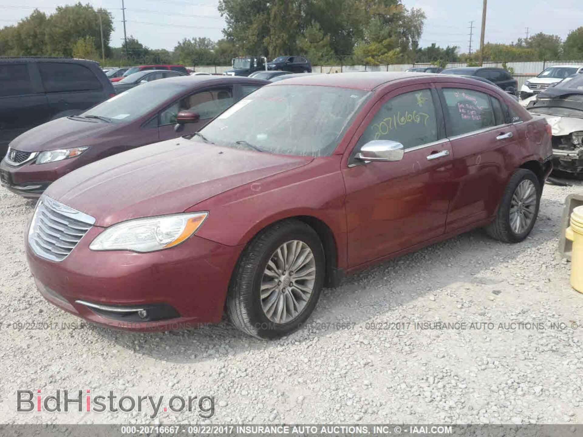 2012 Chrysler 200 - VIN: 1C3CCBCG7CN140003 - Фото 2