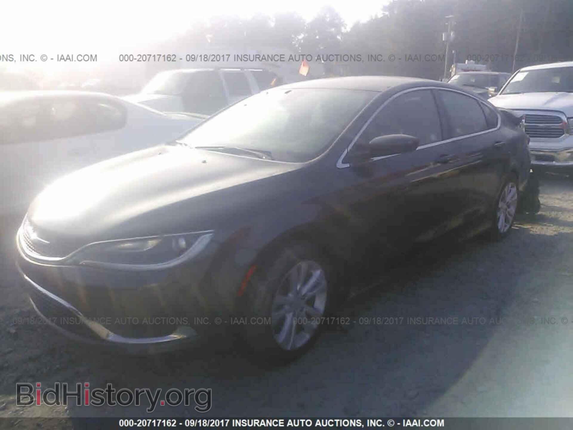 2016 Chrysler 200 - VIN: 1C3CCCAB5GN160429 - Photo 2