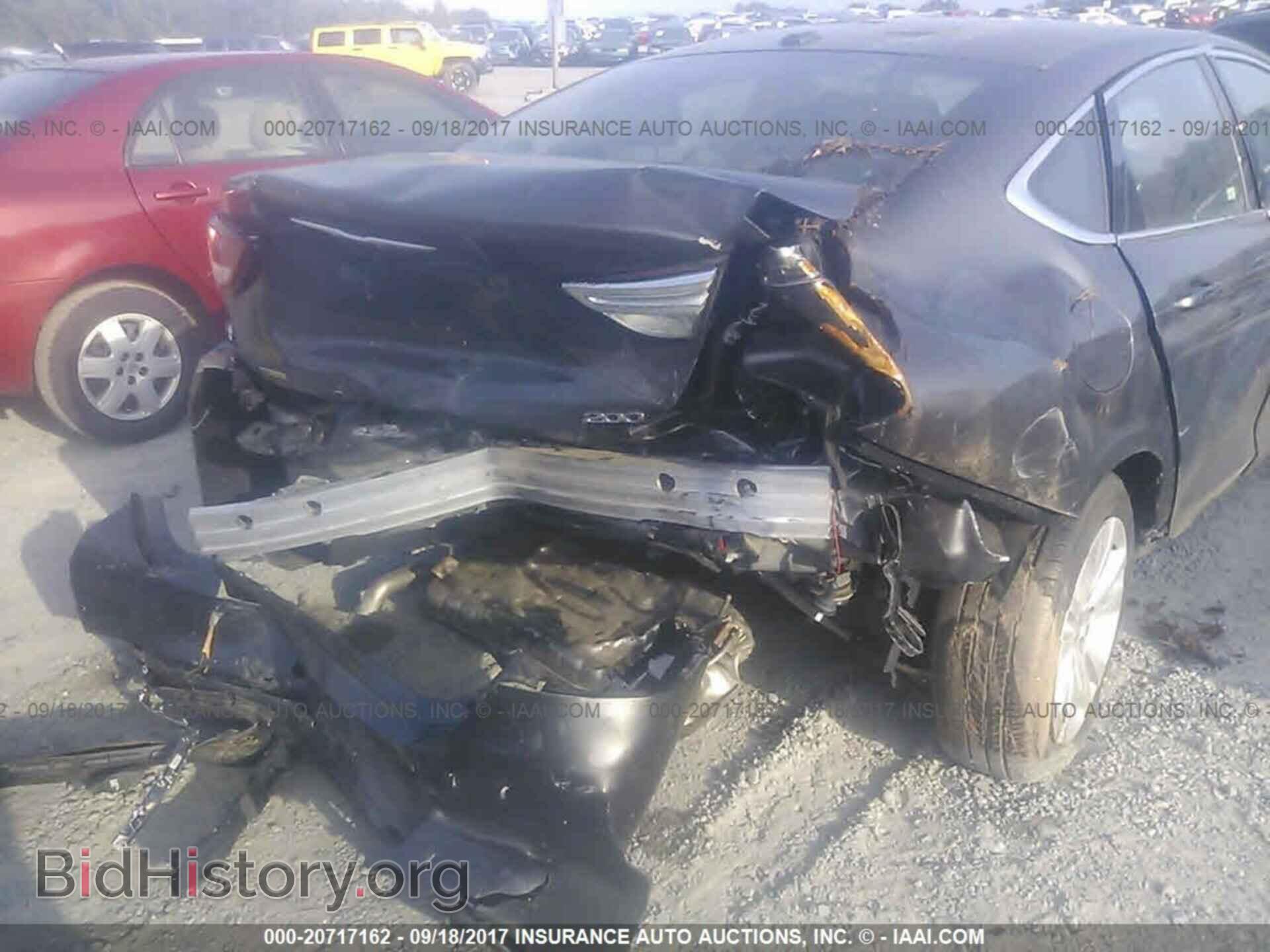 2016 Chrysler 200 - VIN: 1C3CCCAB5GN160429 - Photo 6
