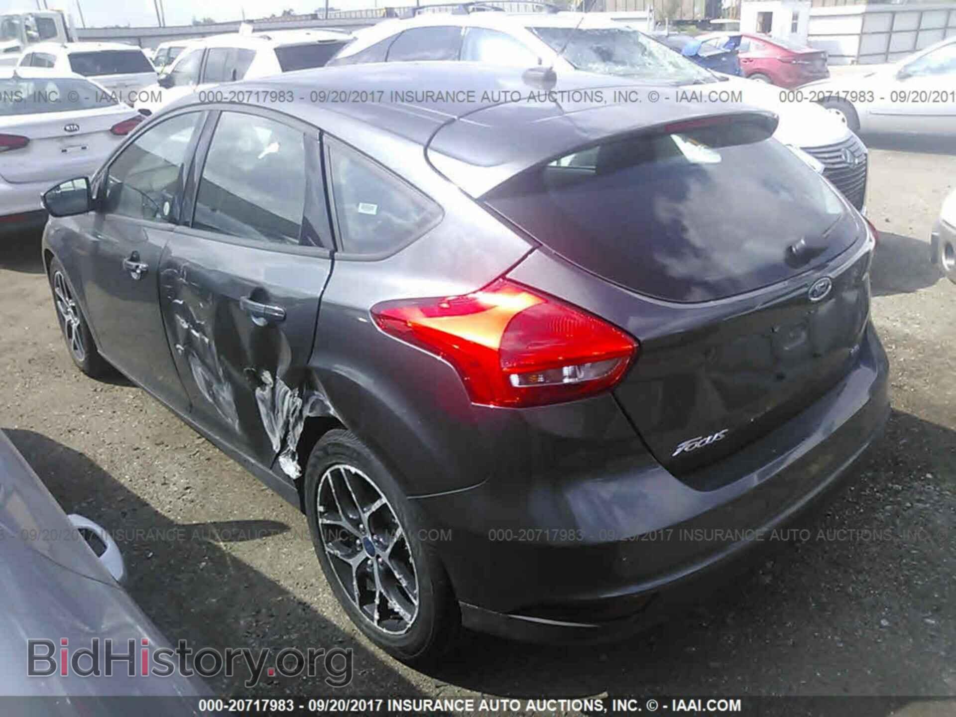 2017 Ford Focus - VIN: 1FADP3M26HL264494 - Photo 3