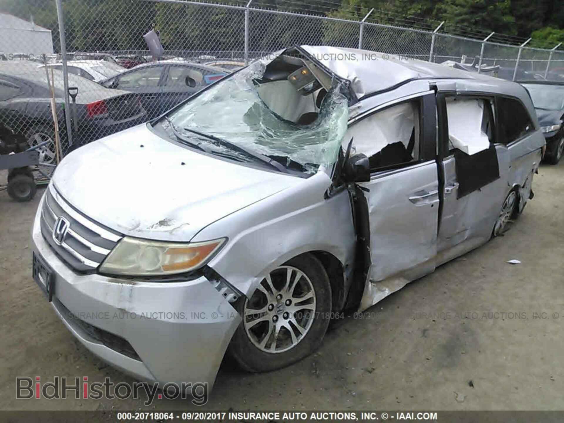 2012 Honda Odyssey - VIN: 5FNRL5H49CB042627 - Фото 2
