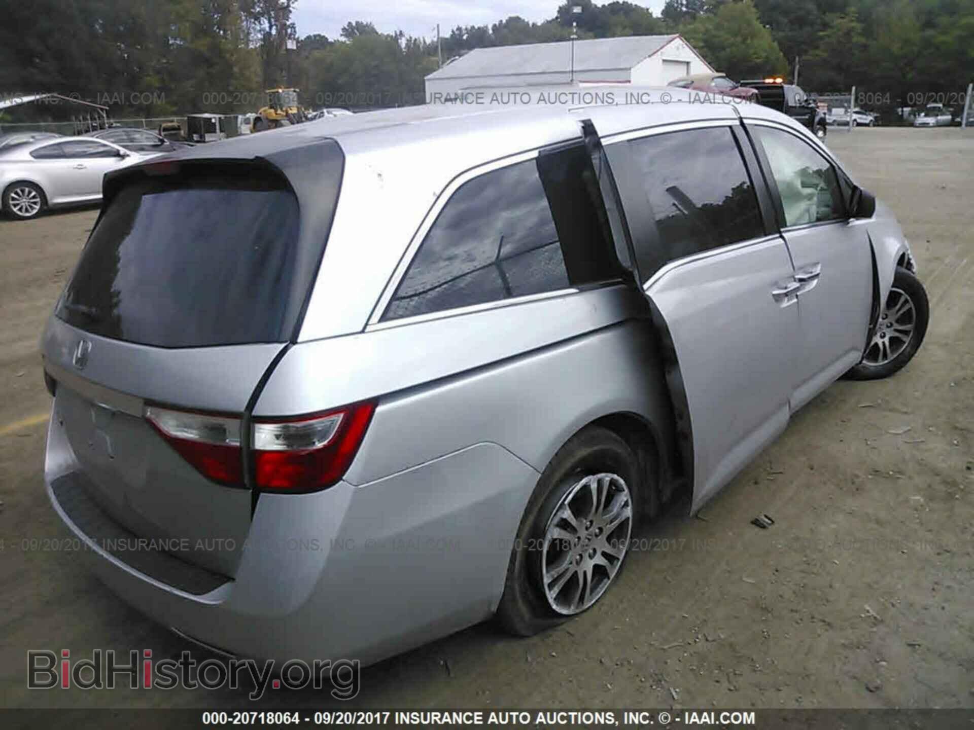 2012 Honda Odyssey - VIN: 5FNRL5H49CB042627 - Фото 4
