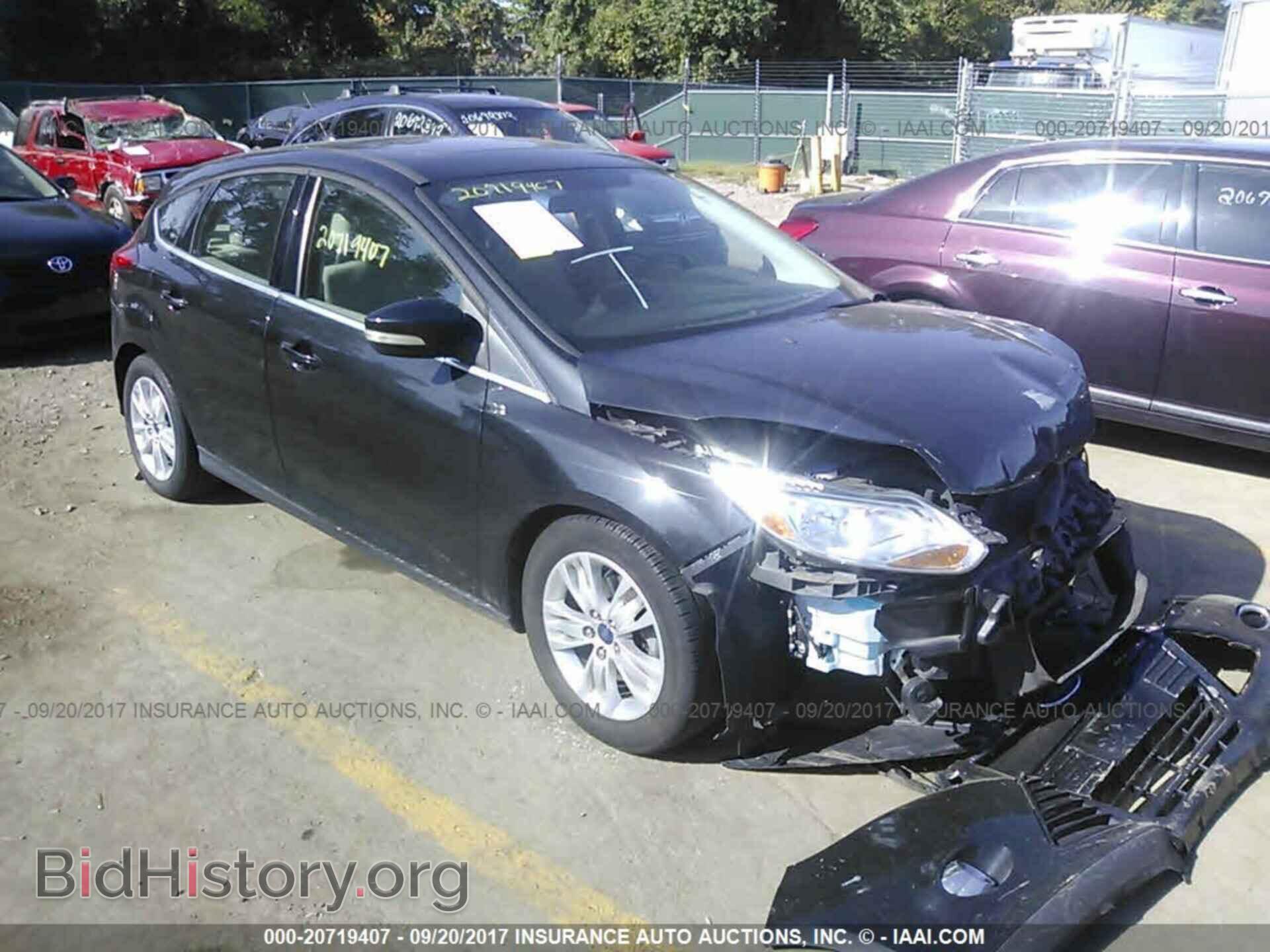 Photo 1FAHP3M25CL367447 - Ford Focus 2012