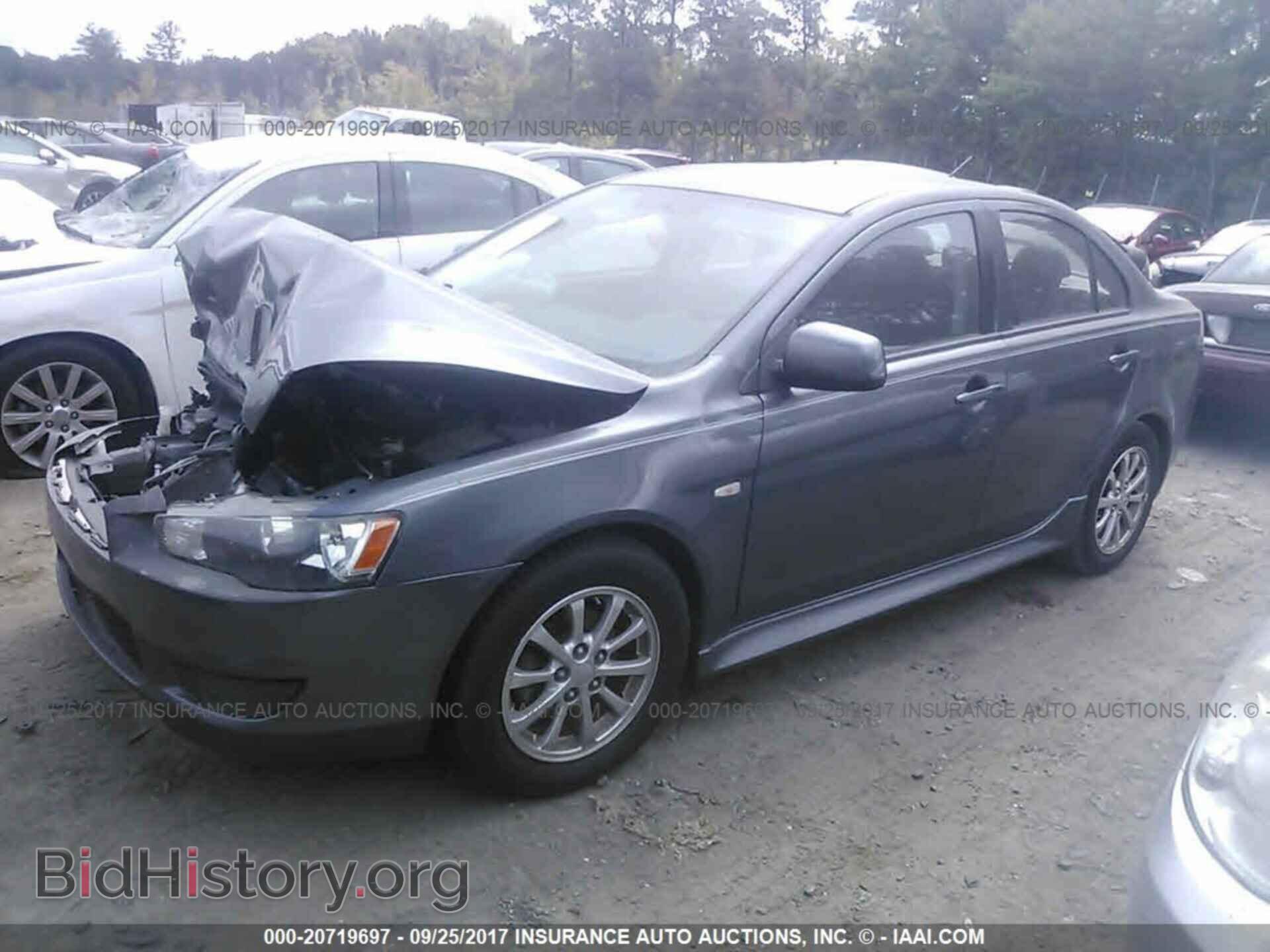2011 Mitsubishi Lancer - VIN: JA32U2FU7BU046079 - Фото 2