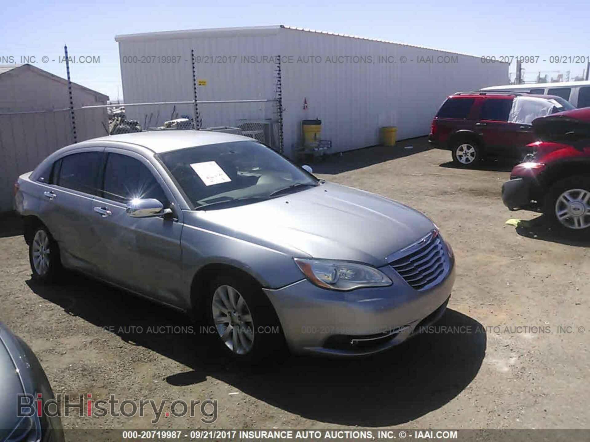 Photo 1C3CCBCG2DN528550 - Chrysler 200 2013