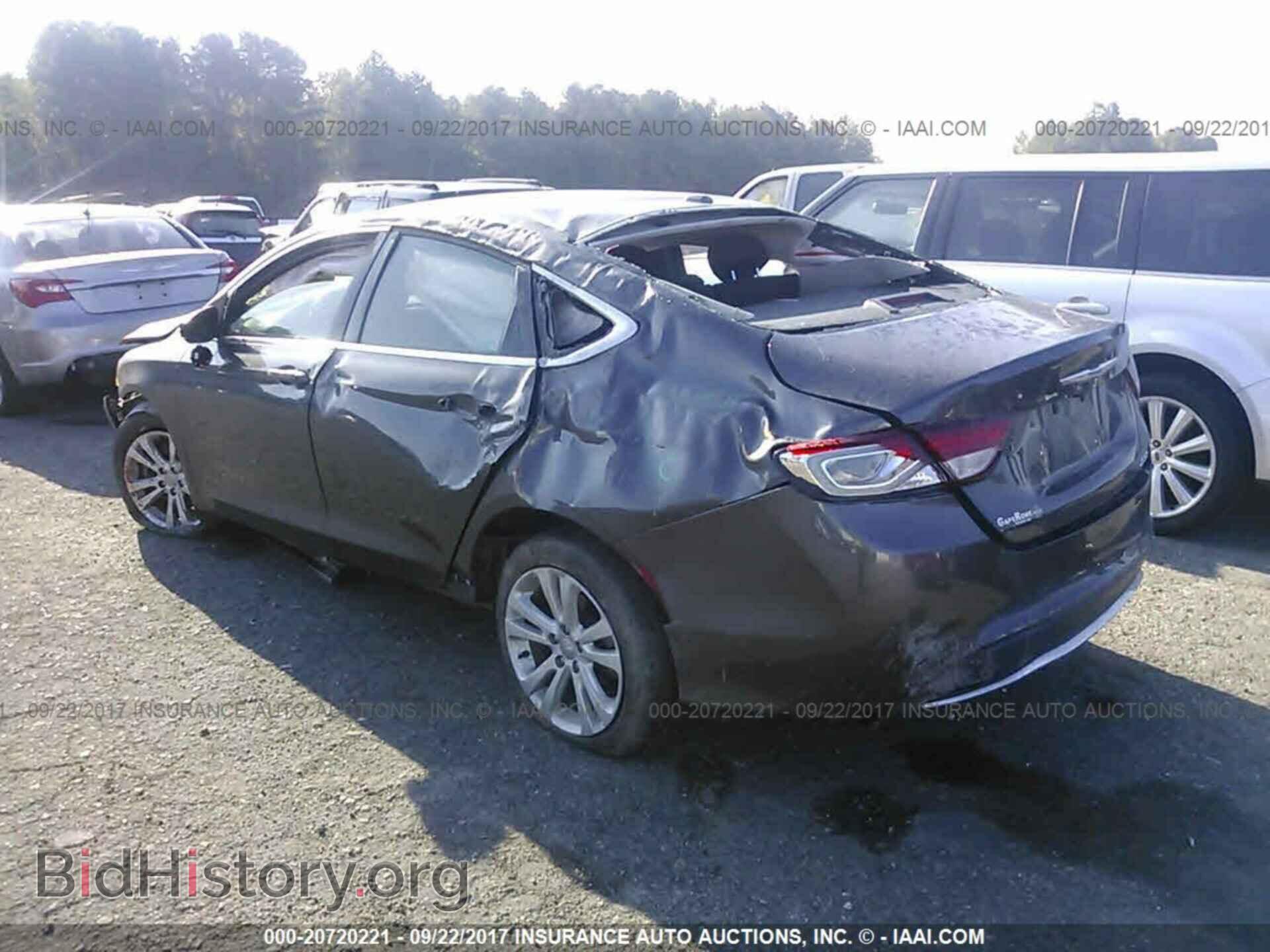2015 Chrysler 200 - VIN: 1C3CCCAB9FN617340 - Photo 3
