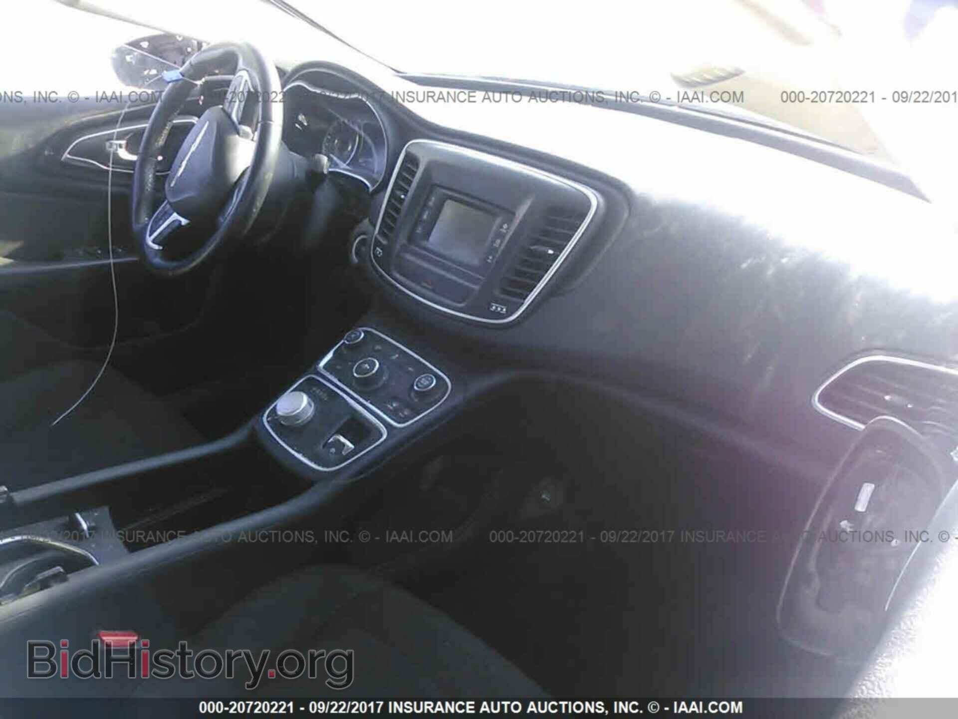2015 Chrysler 200 - VIN: 1C3CCCAB9FN617340 - Photo 5