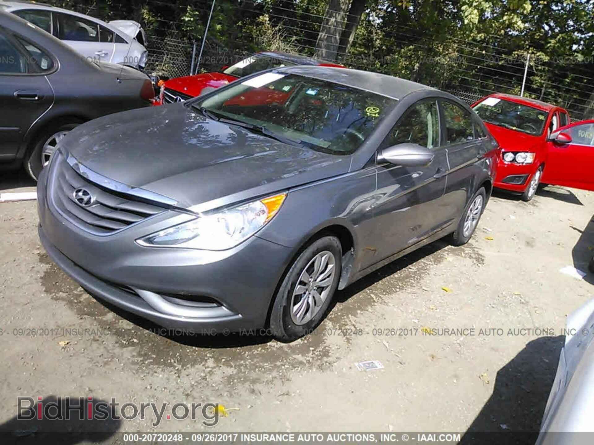 2012 Hyundai Sonata - VIN: 5NPEB4AC2CH464401 - Фото 2